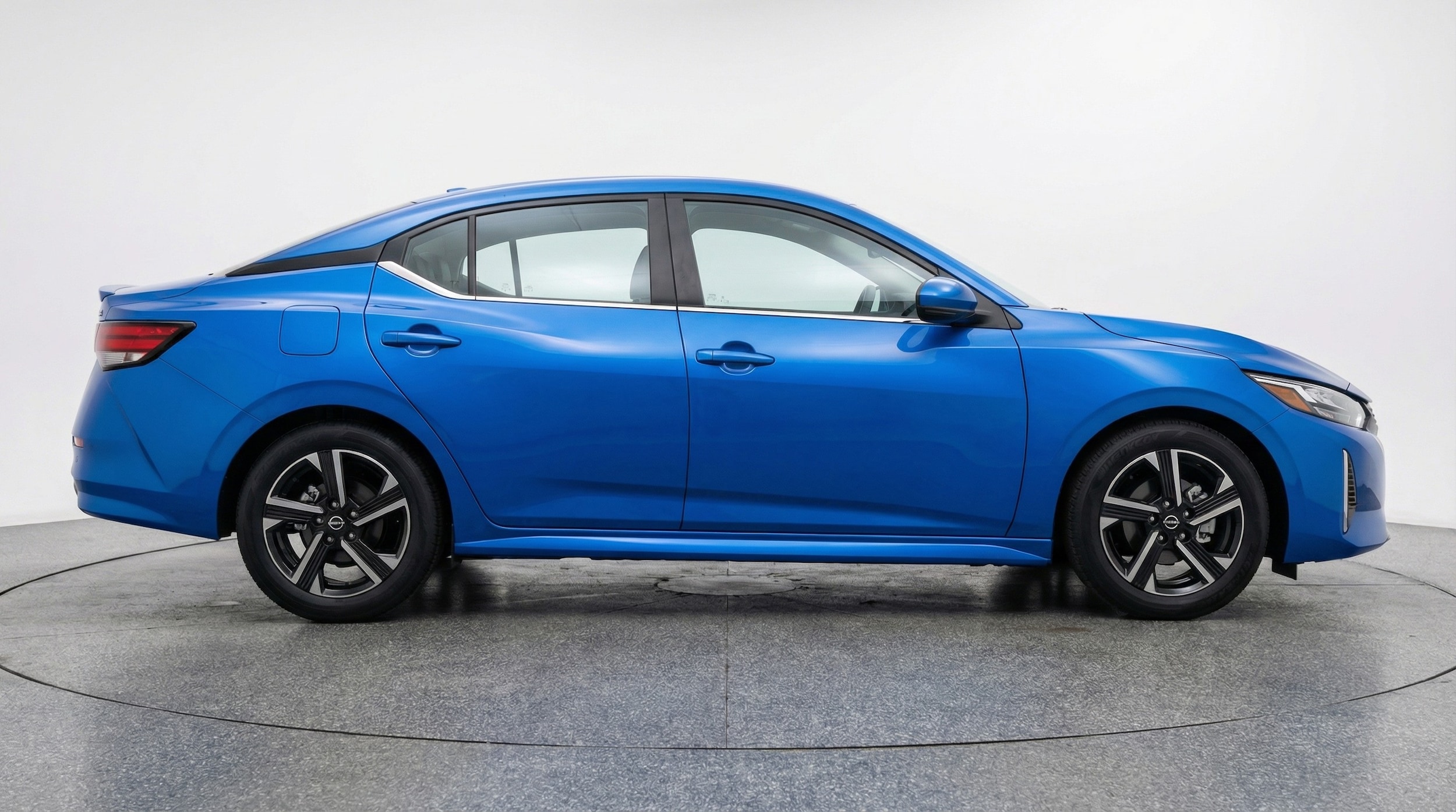 Thumbnail: 2025 Nissan Sentra - 8