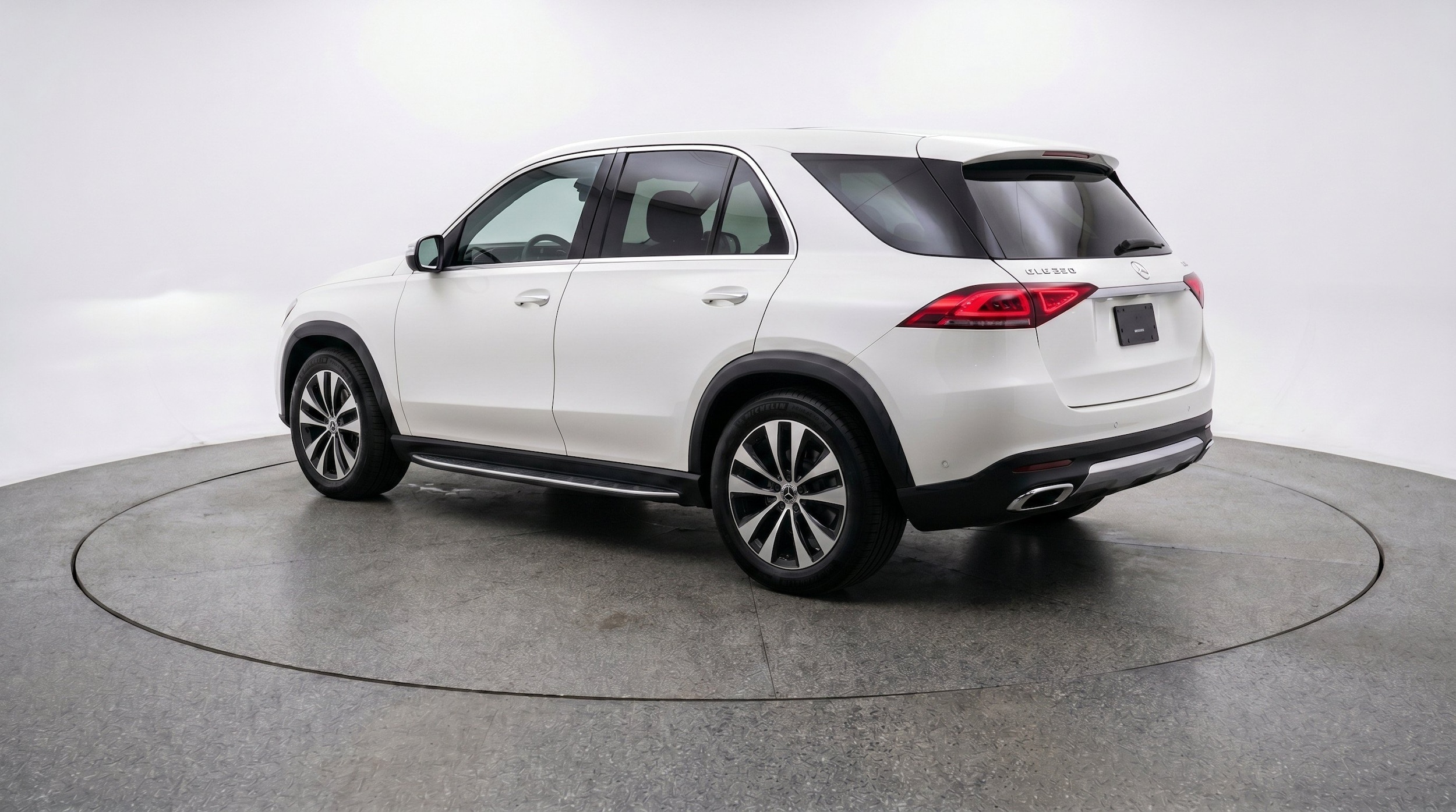 Thumbnail: 2026 Mercedes-Benz GLE - 6