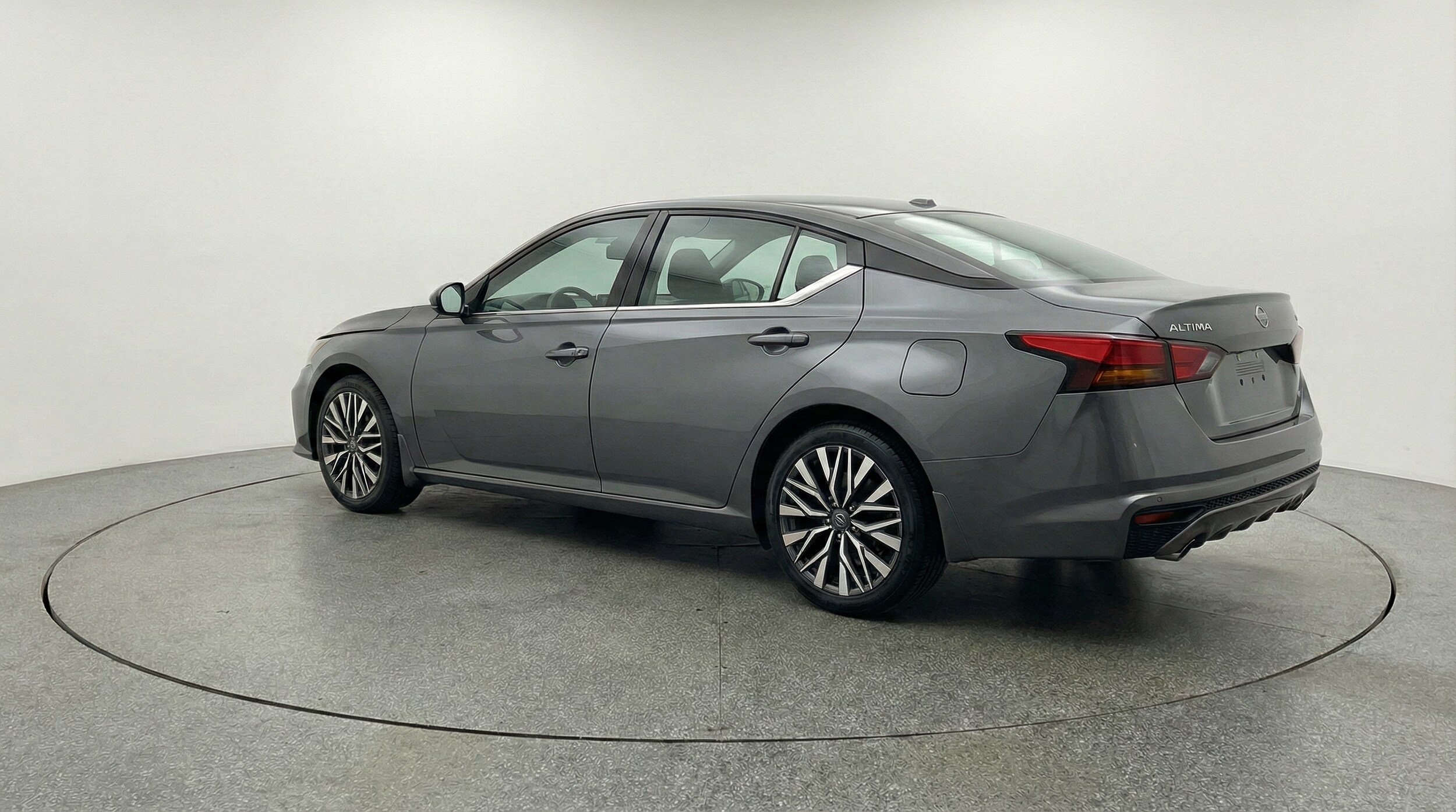 Thumbnail: 2025 Nissan Altima - 5