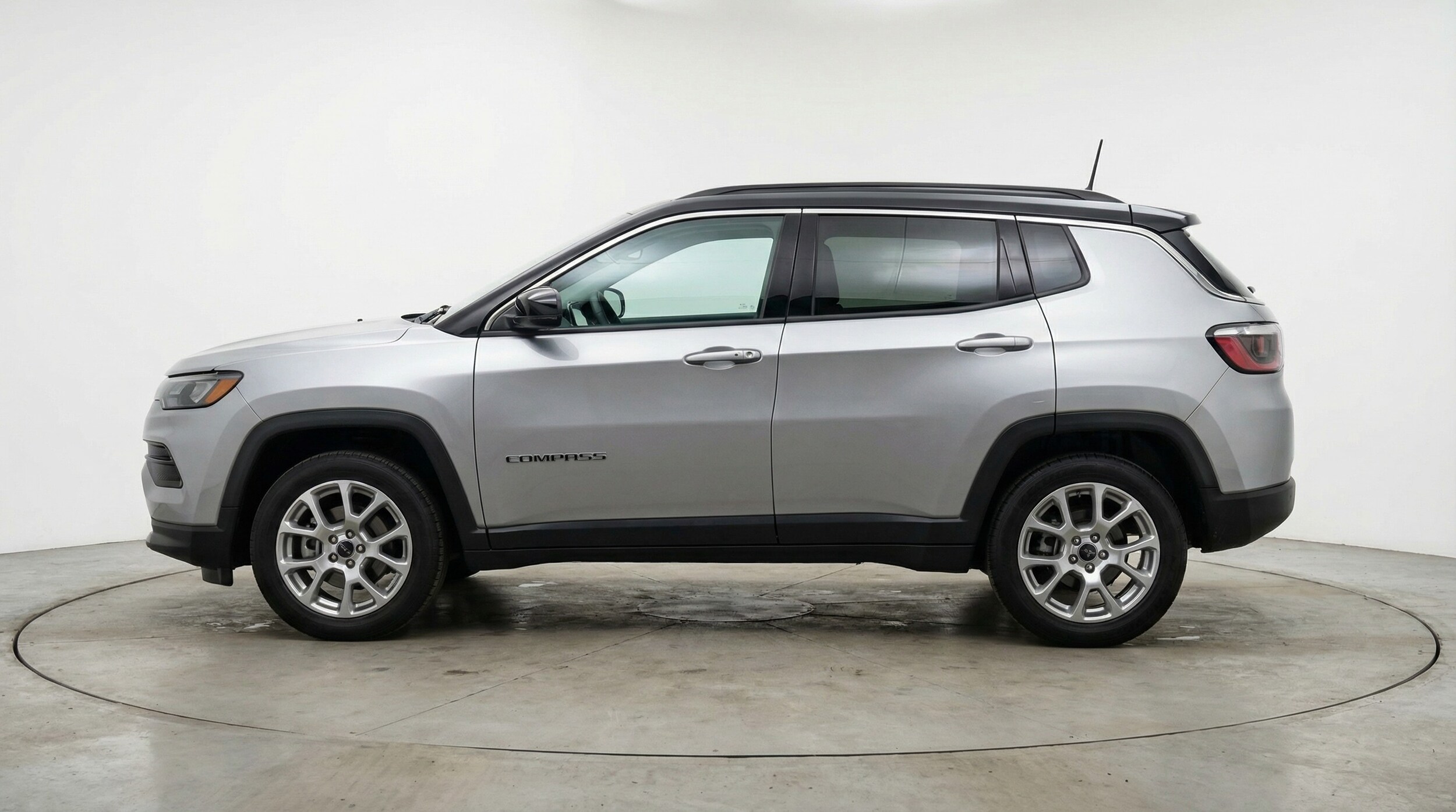 Thumbnail: 2025 Jeep Compass - 4