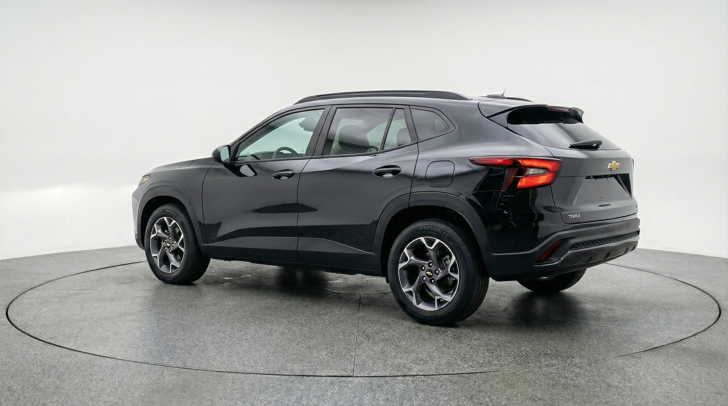 Thumbnail: 2025 Chevrolet Trax - 5