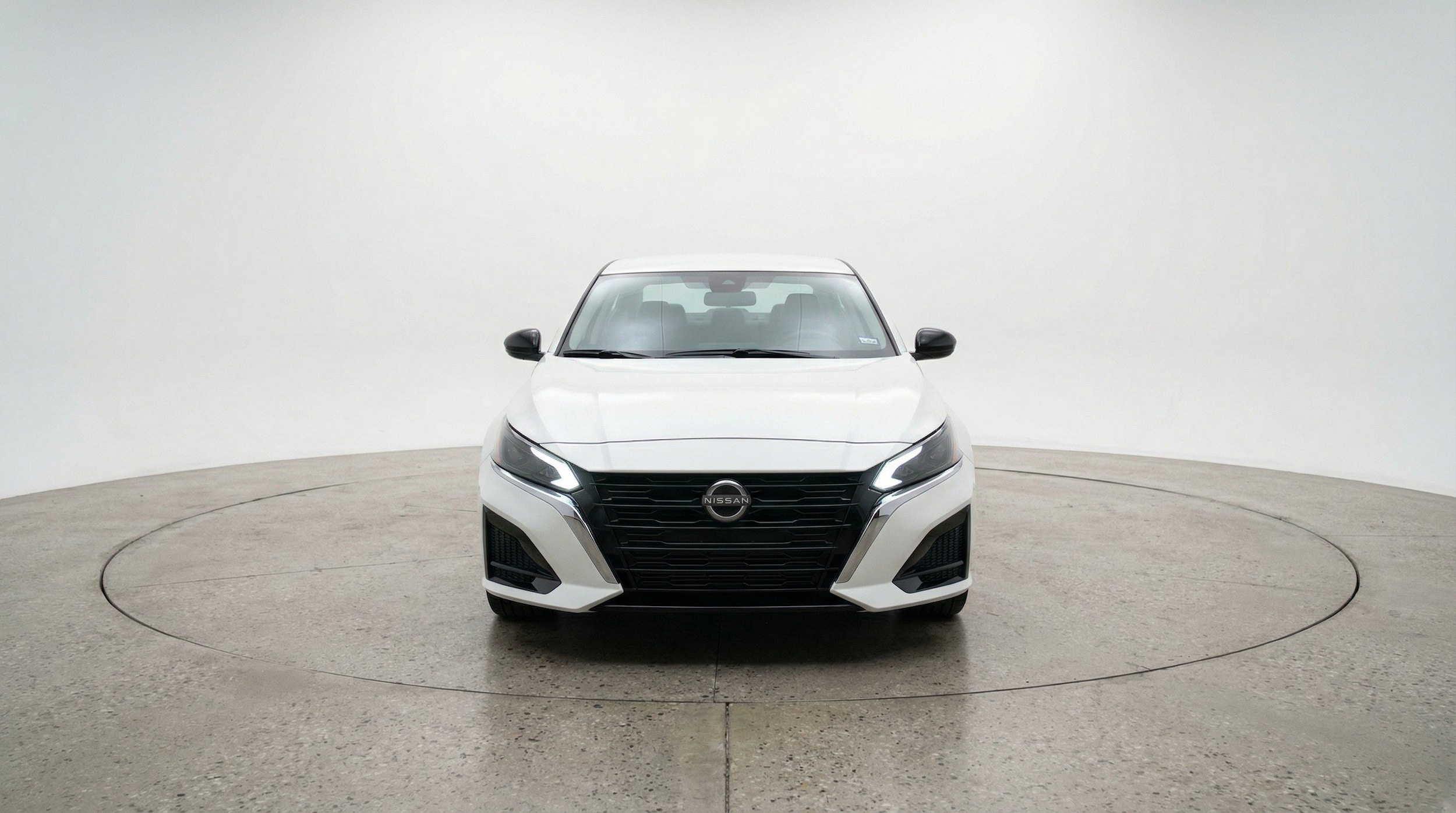 Thumbnail: 2025 Nissan Altima - 2