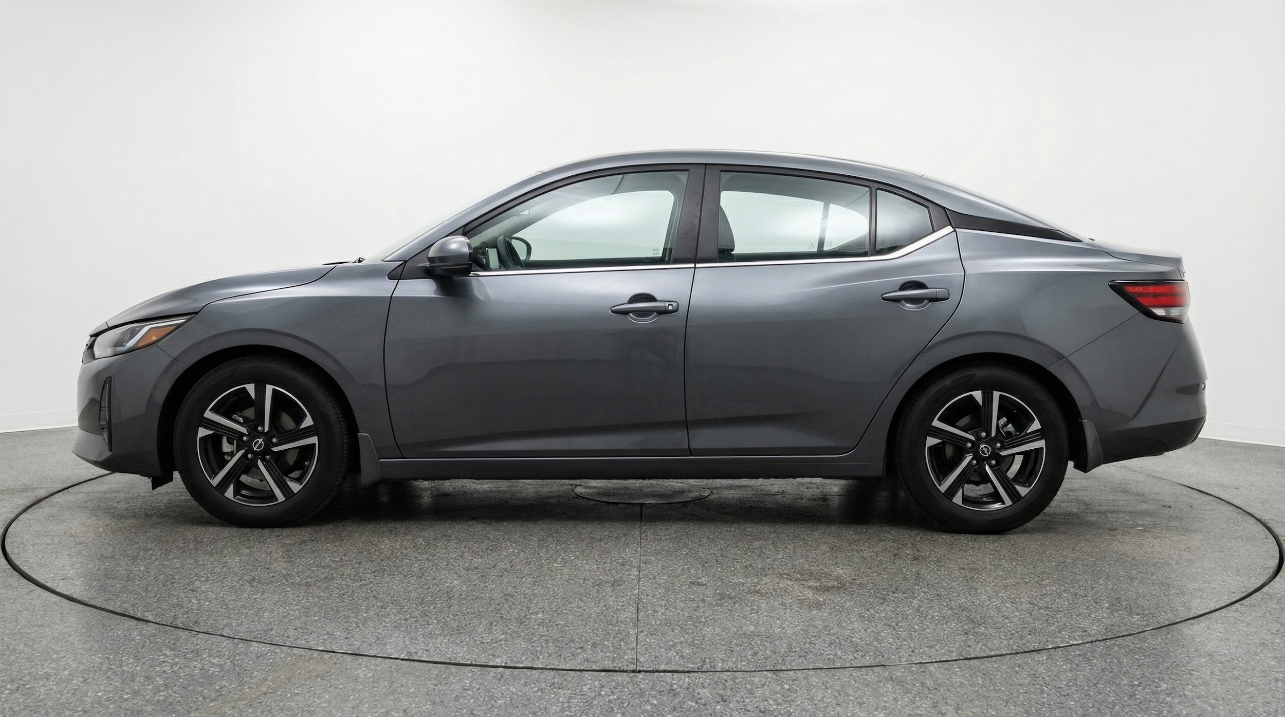 Thumbnail: 2025 Nissan Sentra - 4