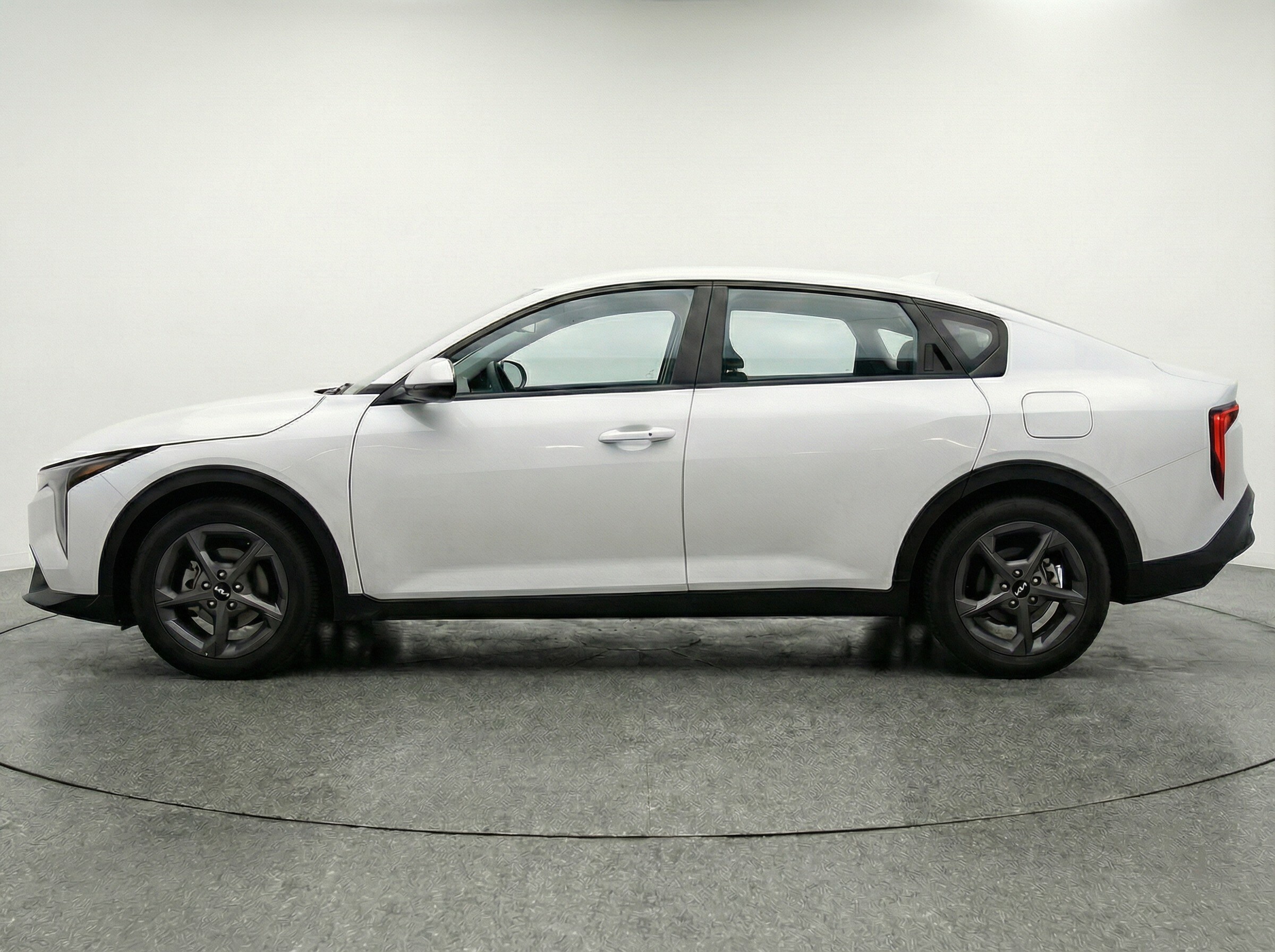 Thumbnail: 2025 Kia K4 - 4