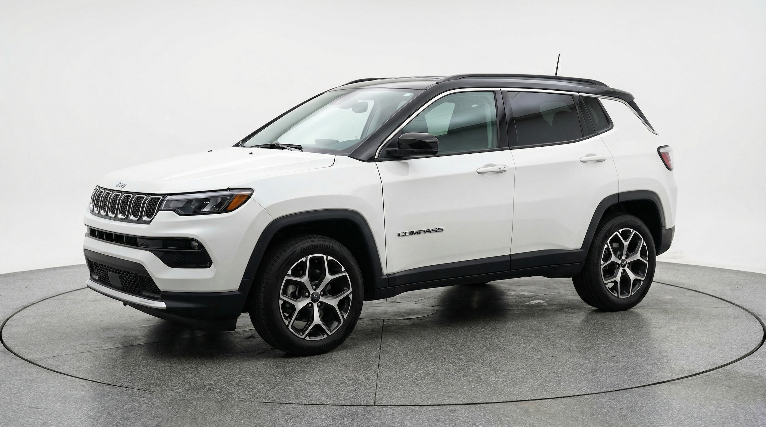 Thumbnail: 2025 Jeep Compass - 3
