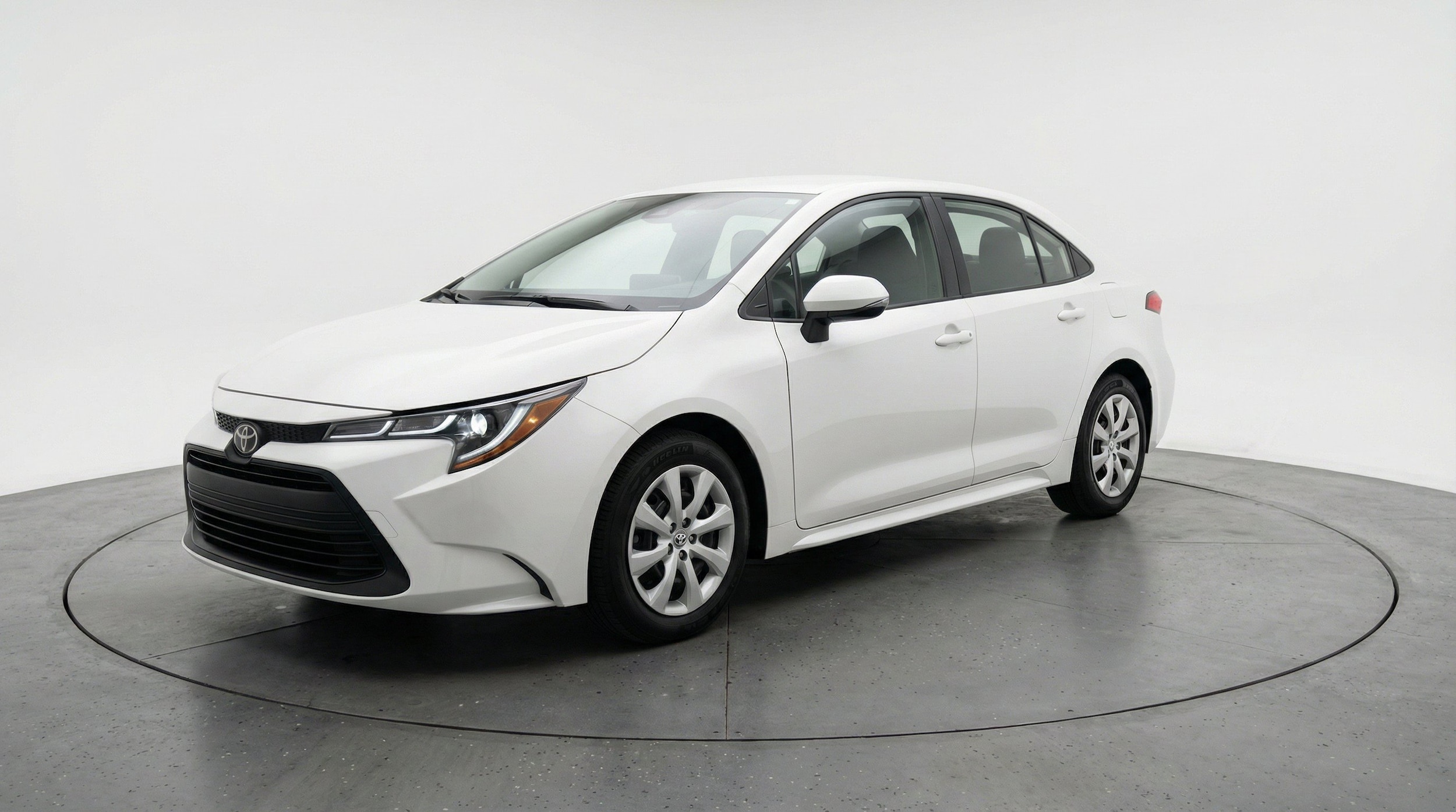 Thumbnail: 2025 Toyota Corolla - 3