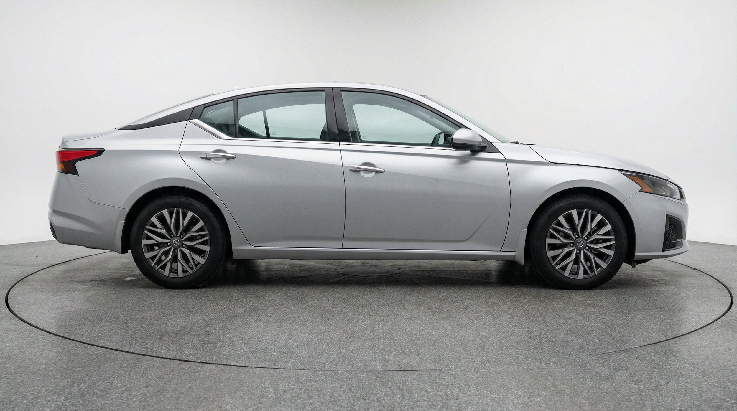 Thumbnail: 2025 Nissan Altima - 11