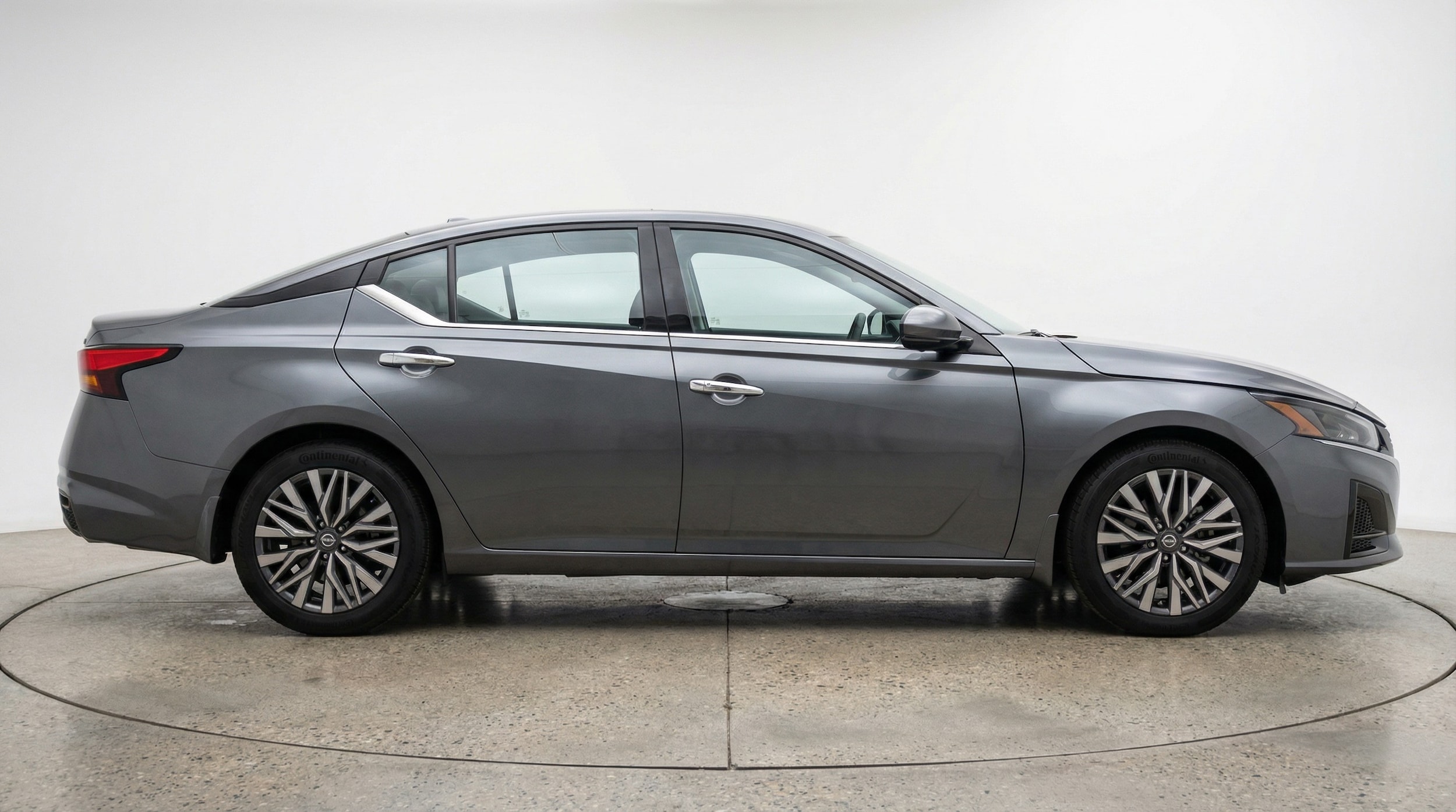Thumbnail: 2025 Nissan Altima - 8