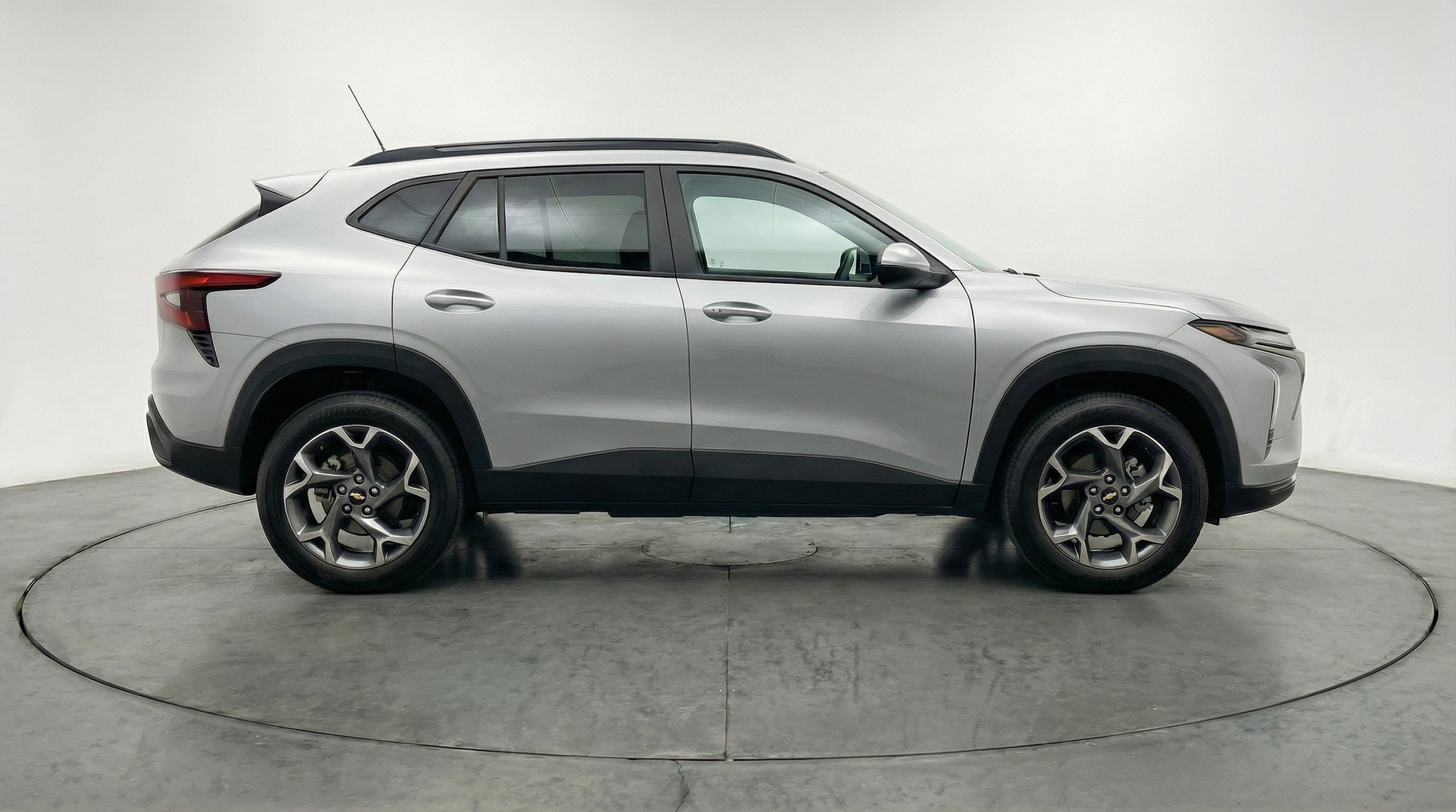 Thumbnail: 2025 Chevrolet Trax - 11