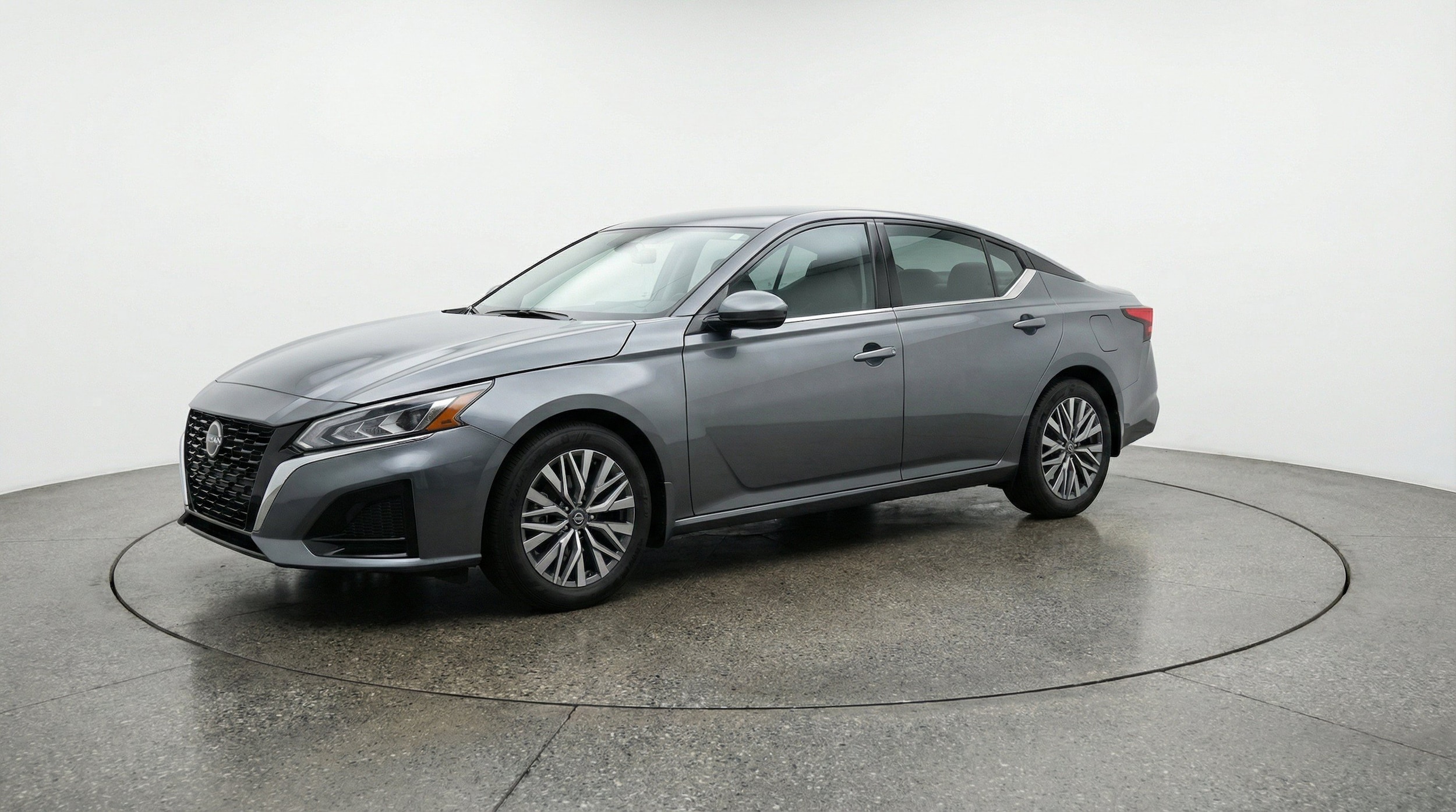 Thumbnail: 2025 Nissan Altima - 3