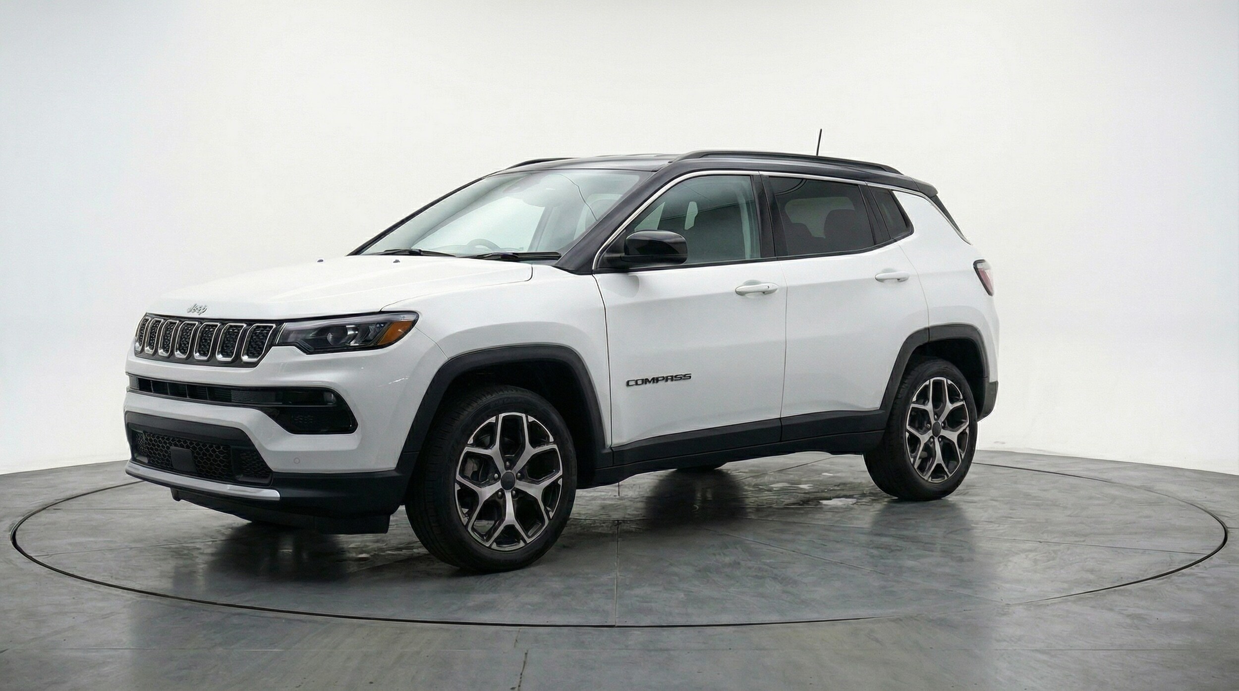 Thumbnail: 2025 Jeep Compass - 3