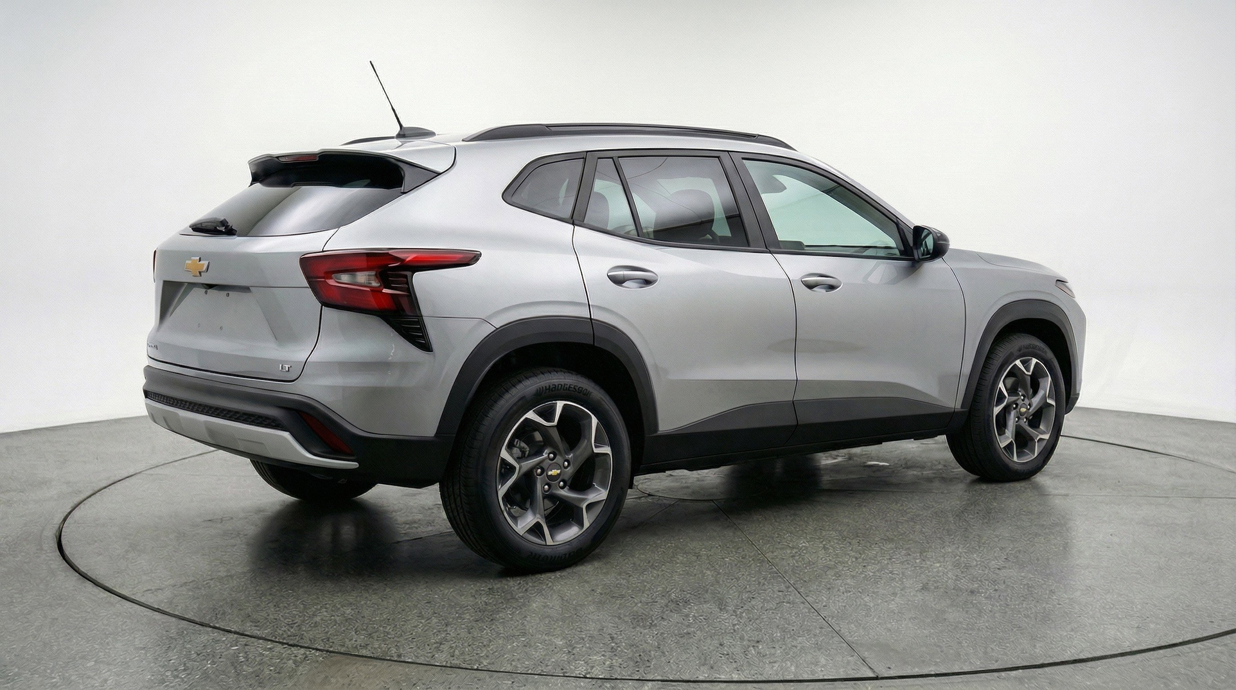 Thumbnail: 2025 Chevrolet Trax - 9