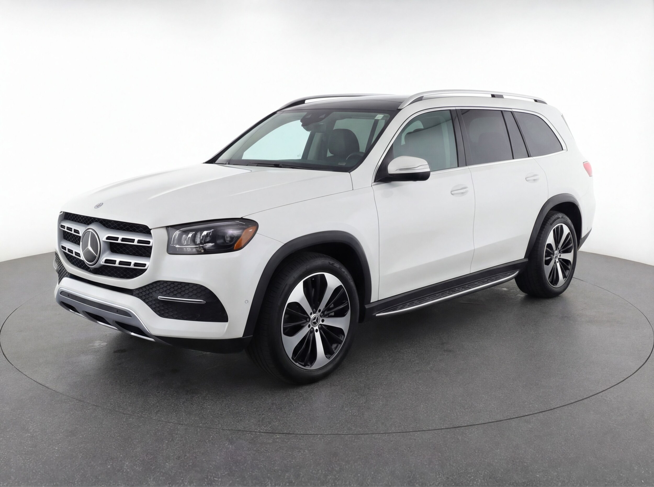 Thumbnail: 2025 Mercedes-Benz GLB - 3