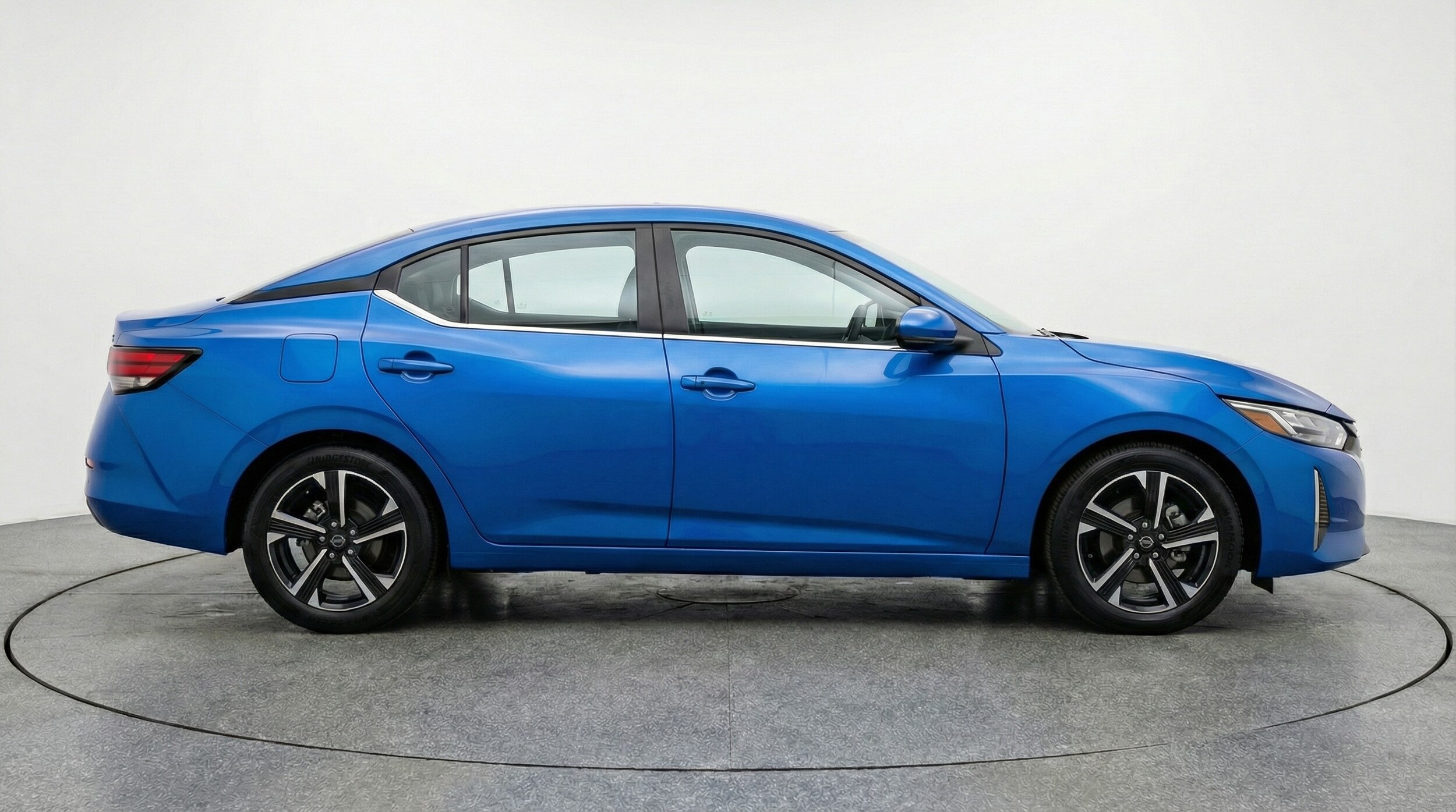 Thumbnail: 2025 Nissan Sentra - 8