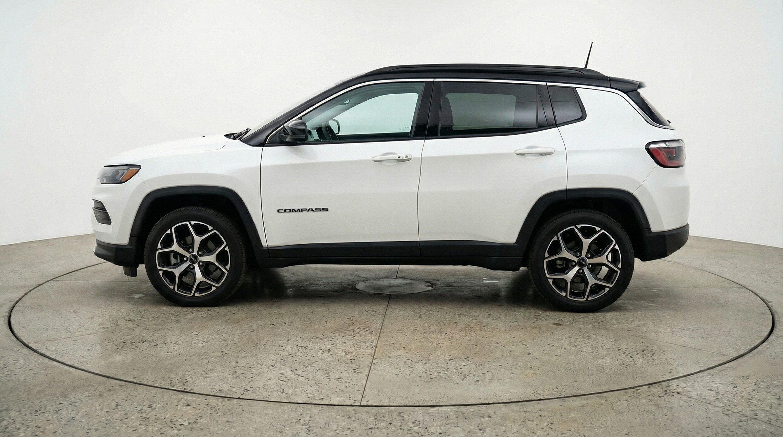 Thumbnail: 2025 Jeep Compass - 4
