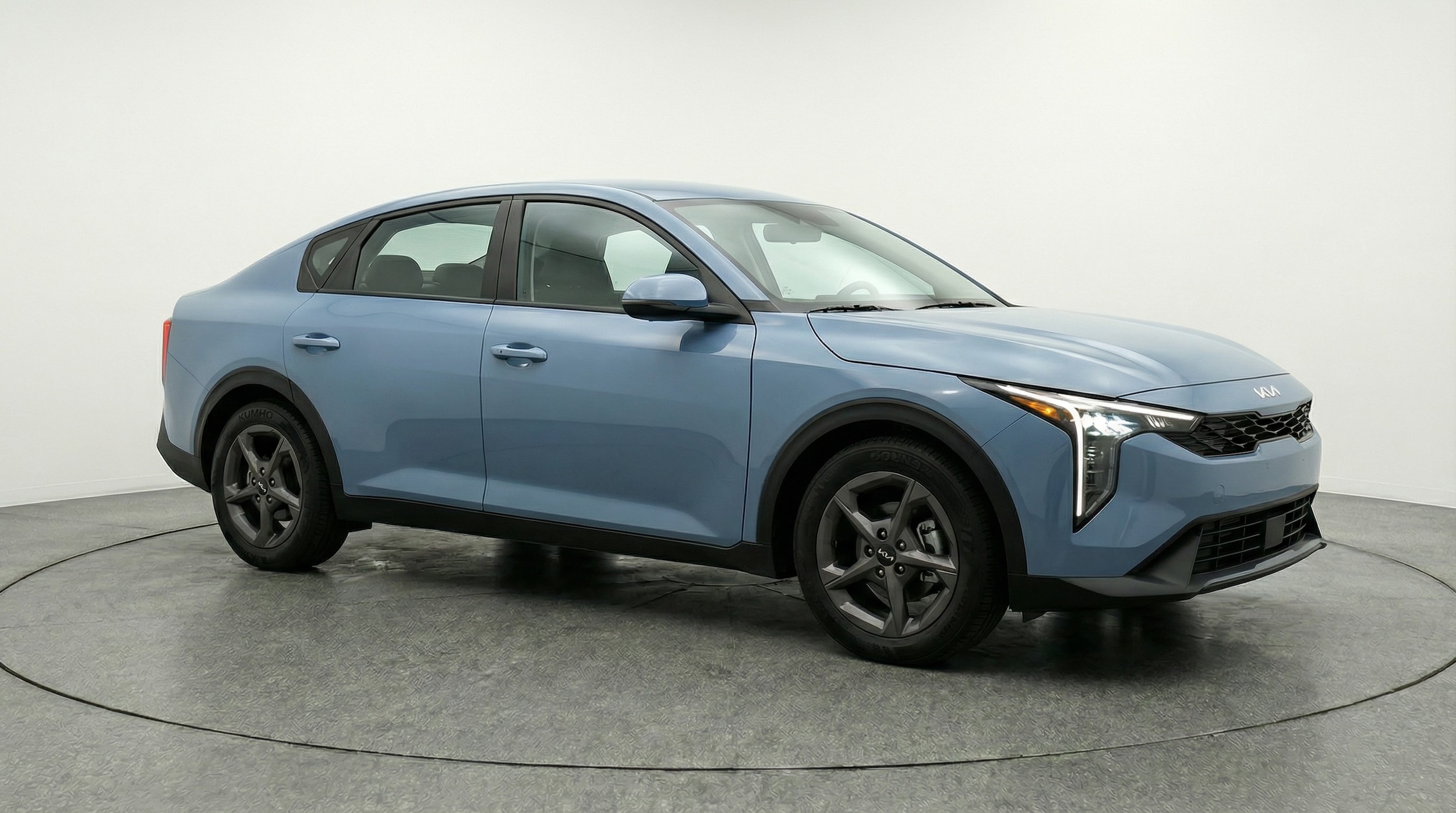 Thumbnail: 2025 Kia K4 - 1