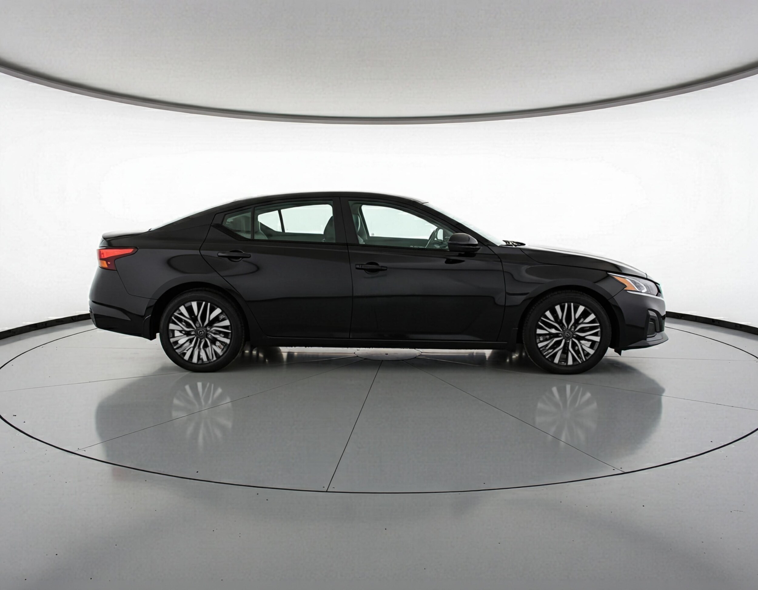 Thumbnail: 2025 Nissan Altima - 8