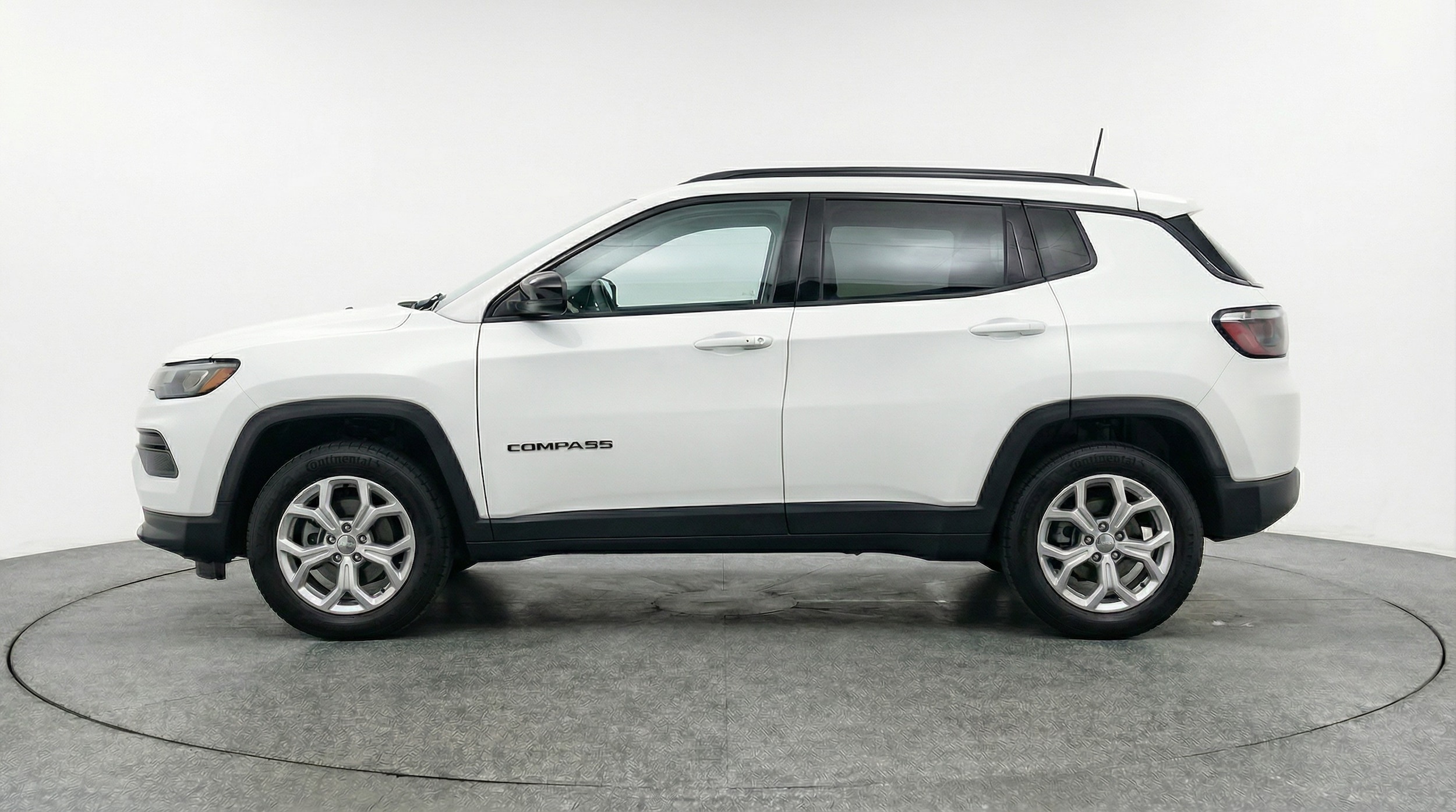 Thumbnail: 2025 Jeep Compass - 4