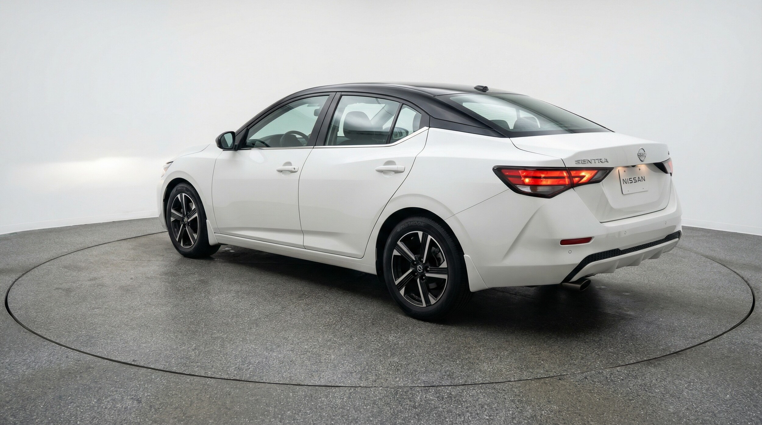 Thumbnail: 2025 Nissan Sentra - 5