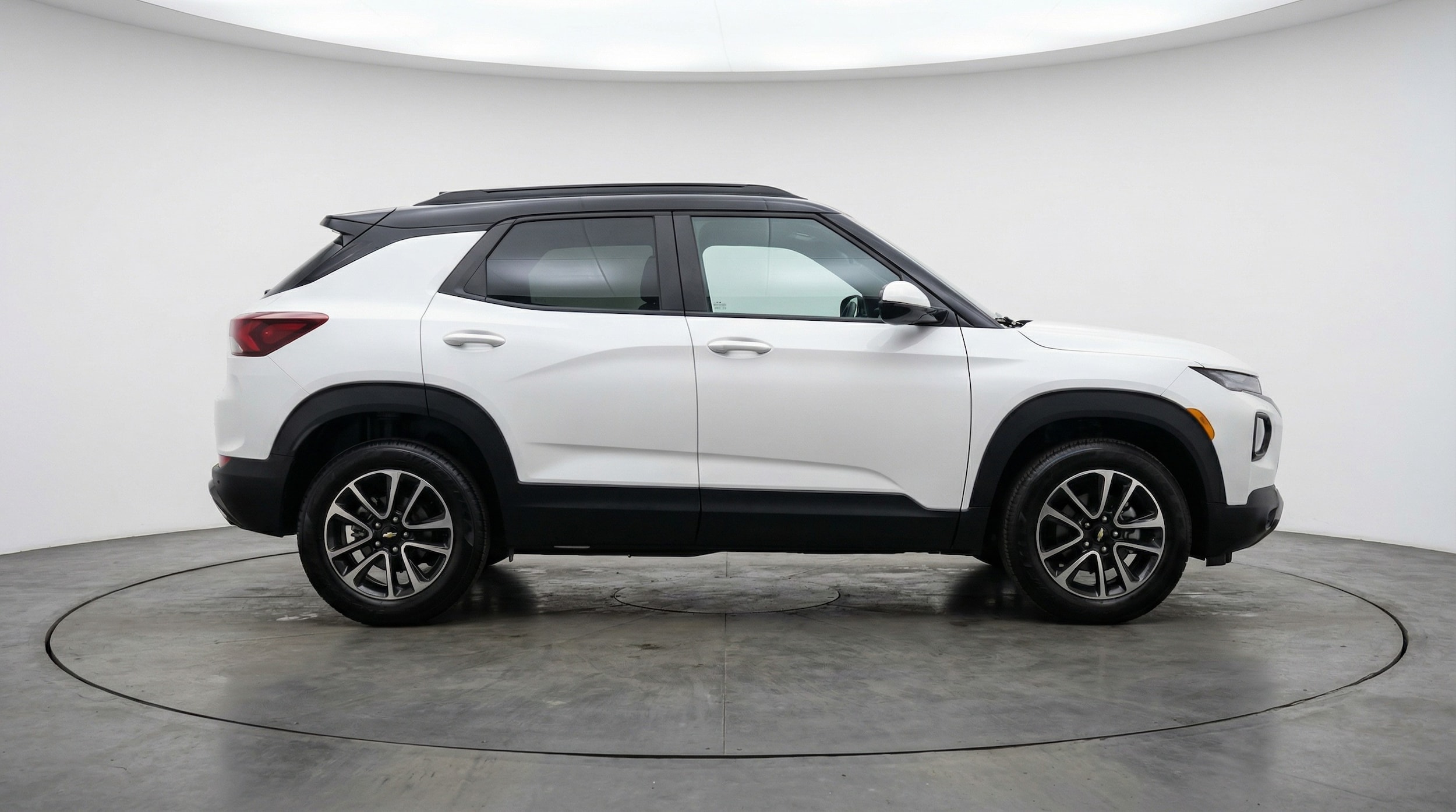 Thumbnail: 2025 Chevrolet TrailBlazer - 8