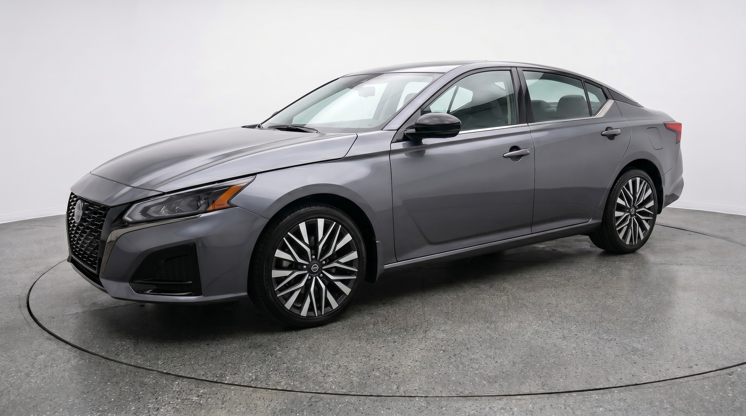 Thumbnail: 2025 Nissan Altima - 3