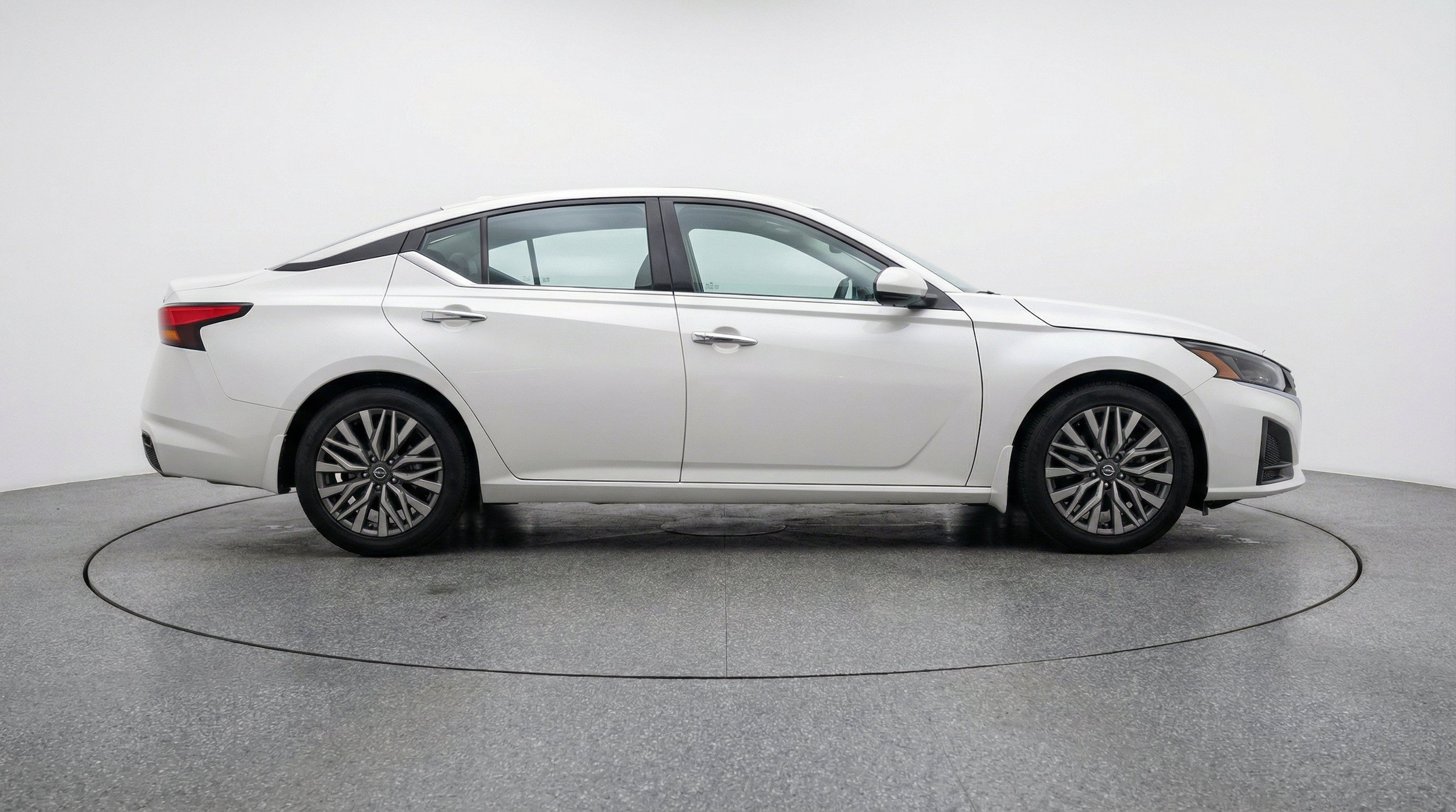 Thumbnail: 2025 Nissan Altima - 11