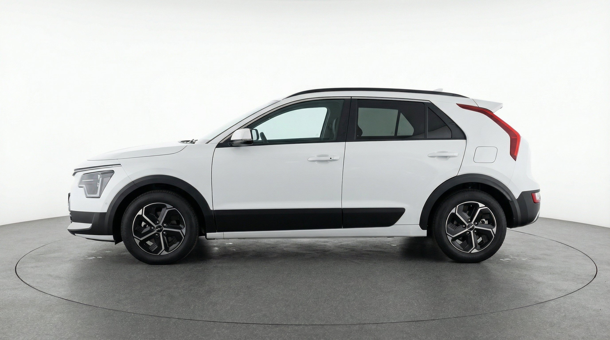 Thumbnail: 2026 Kia Niro - 5