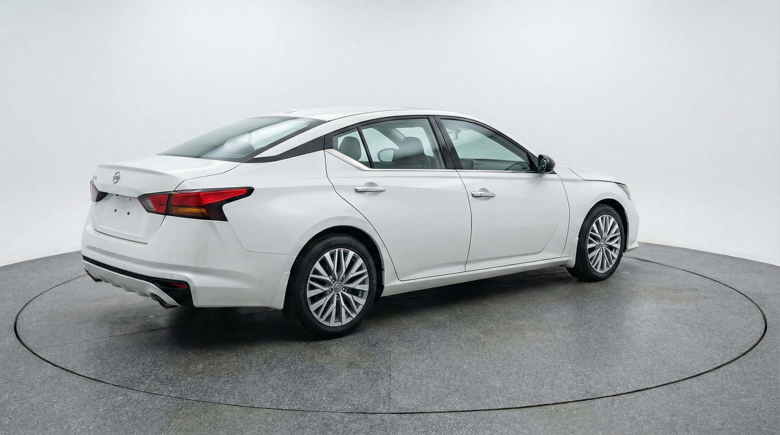 Thumbnail: 2025 Nissan Altima - 7