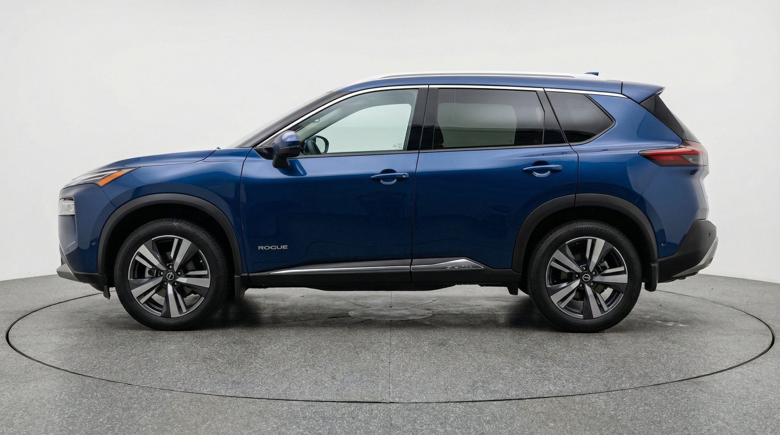 Thumbnail: 2026 Nissan Rogue - 5