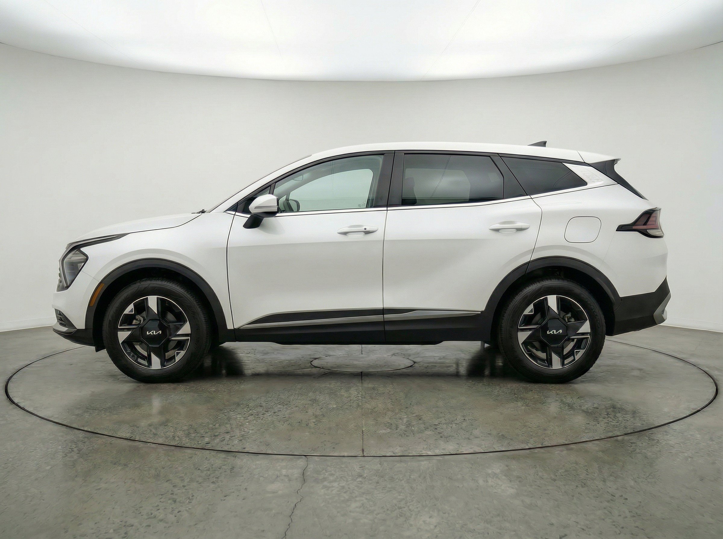 Thumbnail: 2026 Kia Sportage - 5