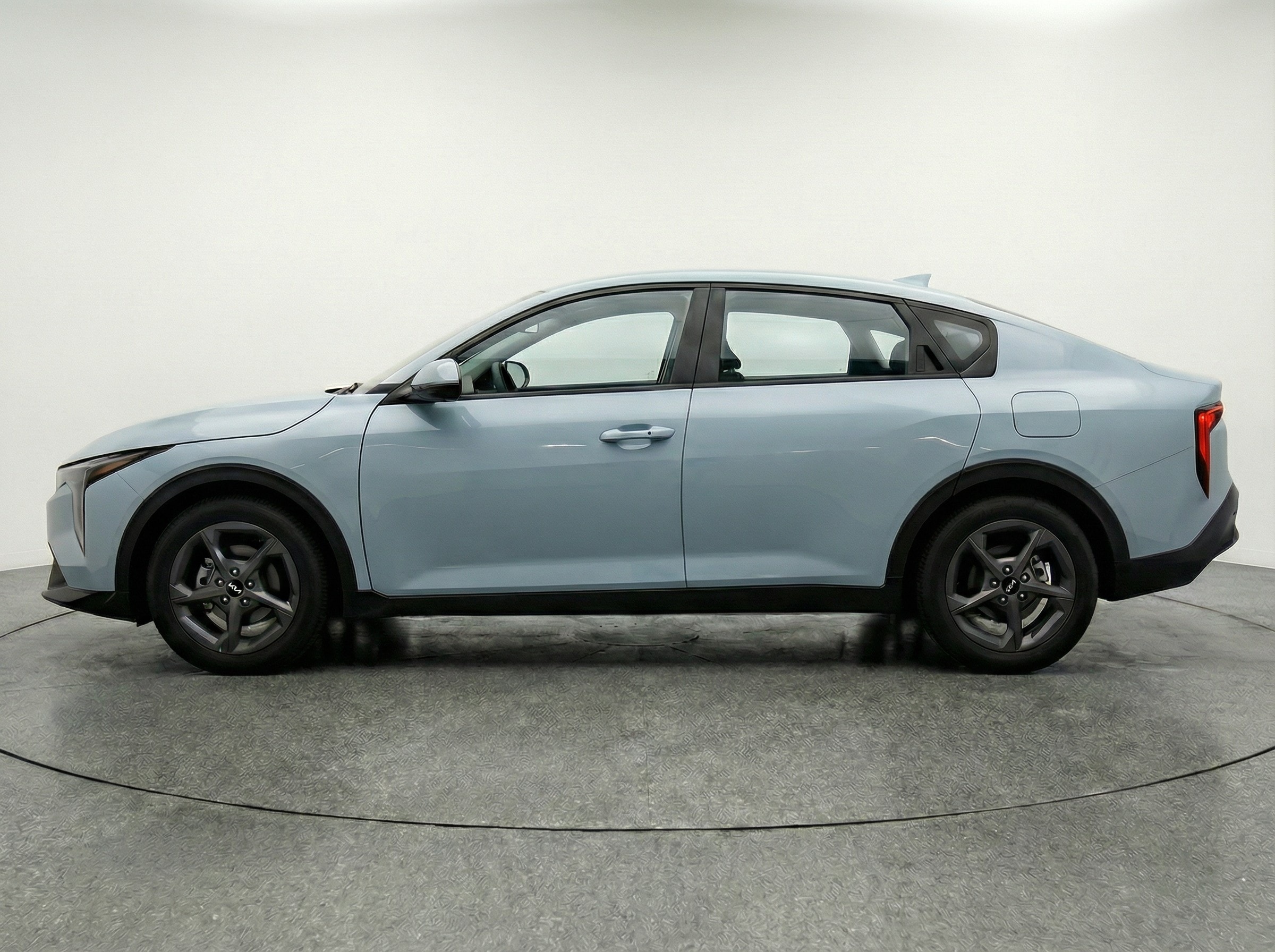 Thumbnail: 2025 Kia K4 - 4