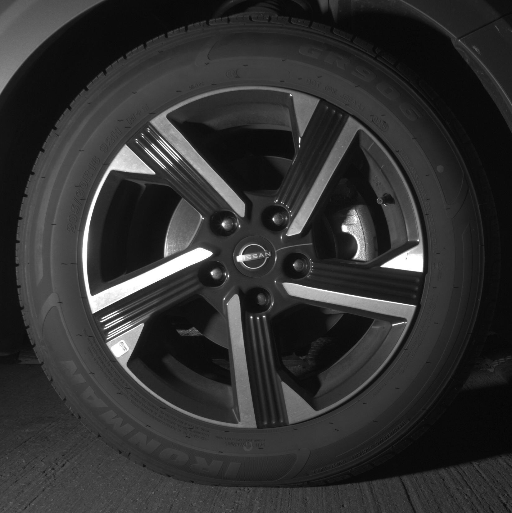 Thumbnail: 2025 Nissan Sentra - 10