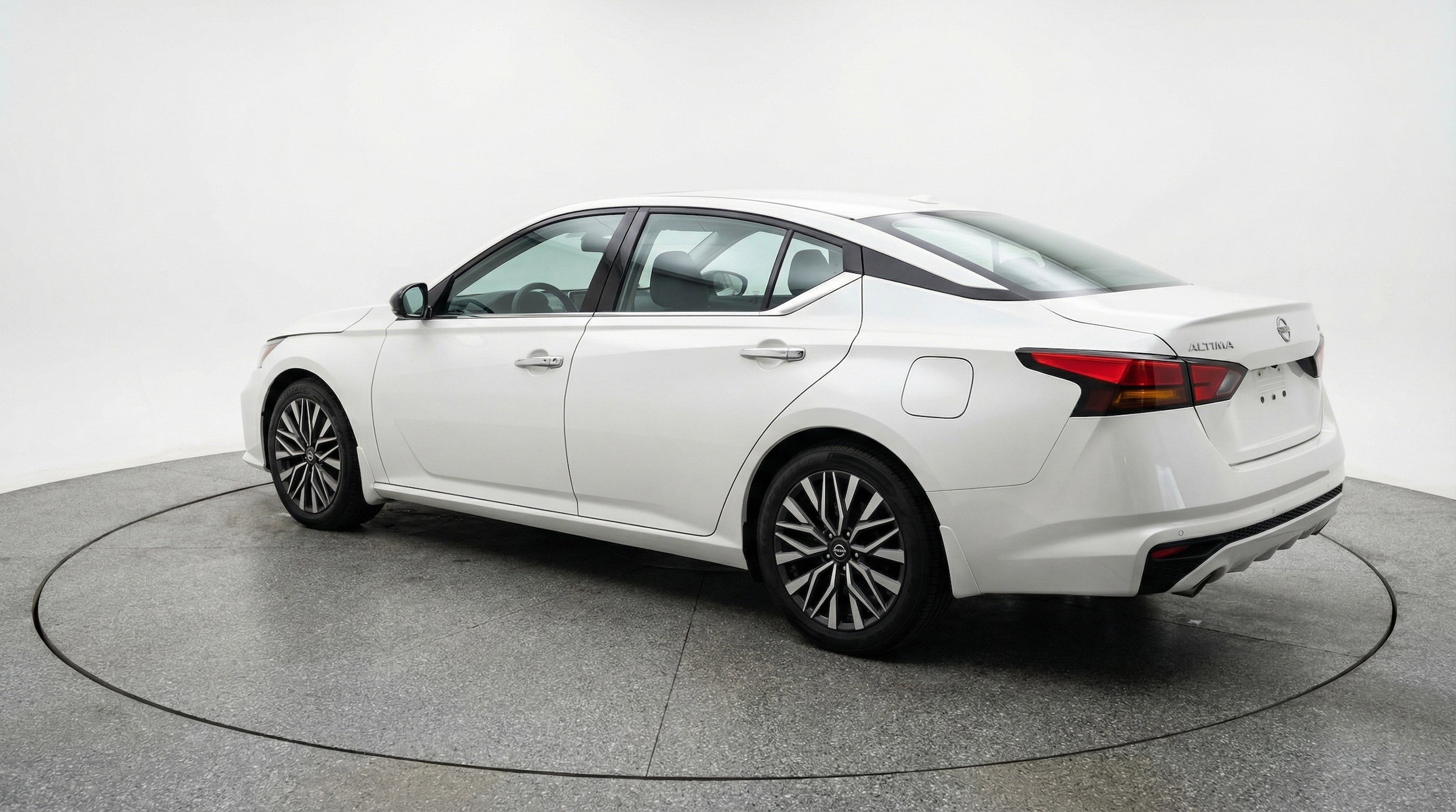 Thumbnail: 2025 Nissan Altima - 6