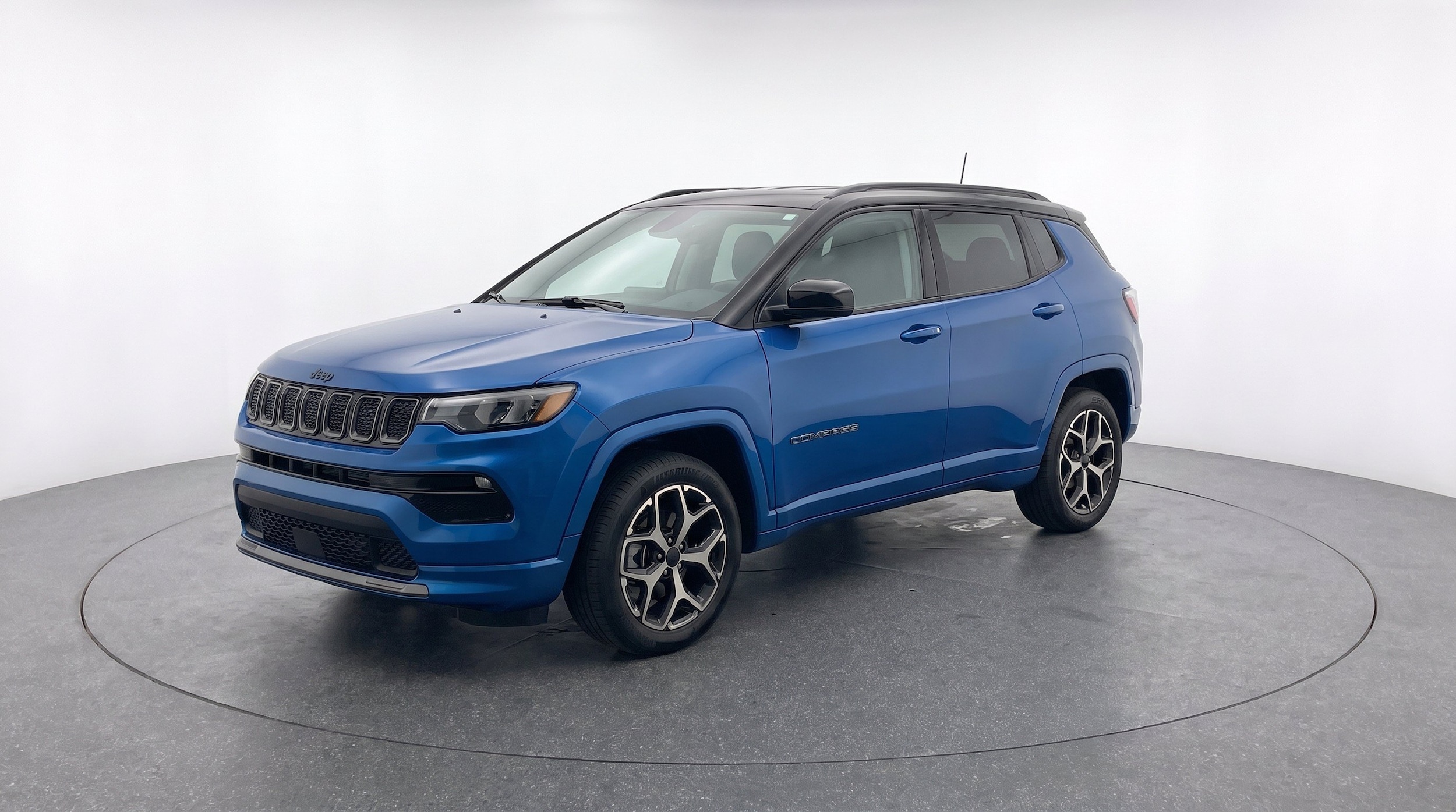 Thumbnail: 2025 Jeep Compass - 3