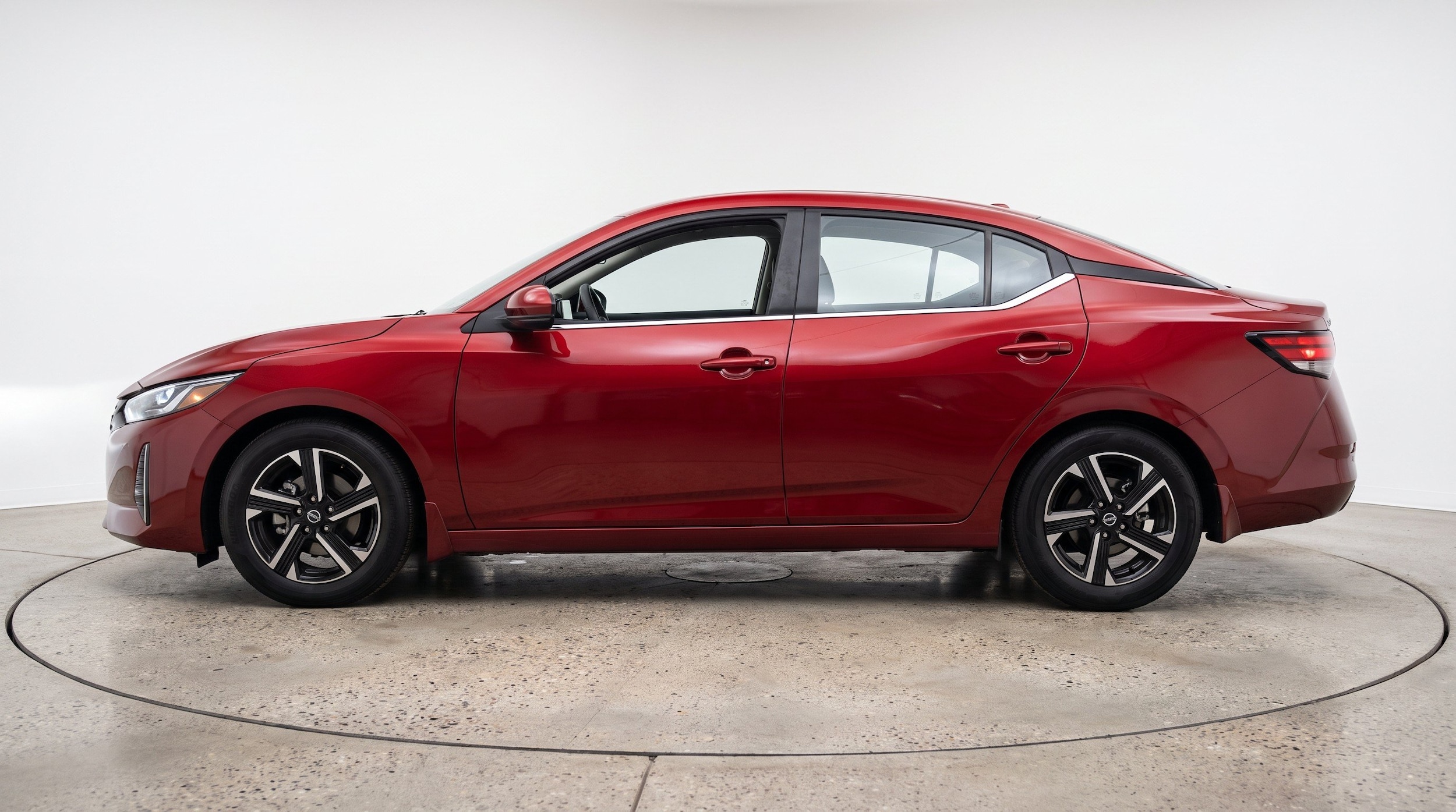 Thumbnail: 2025 Nissan Sentra - 5
