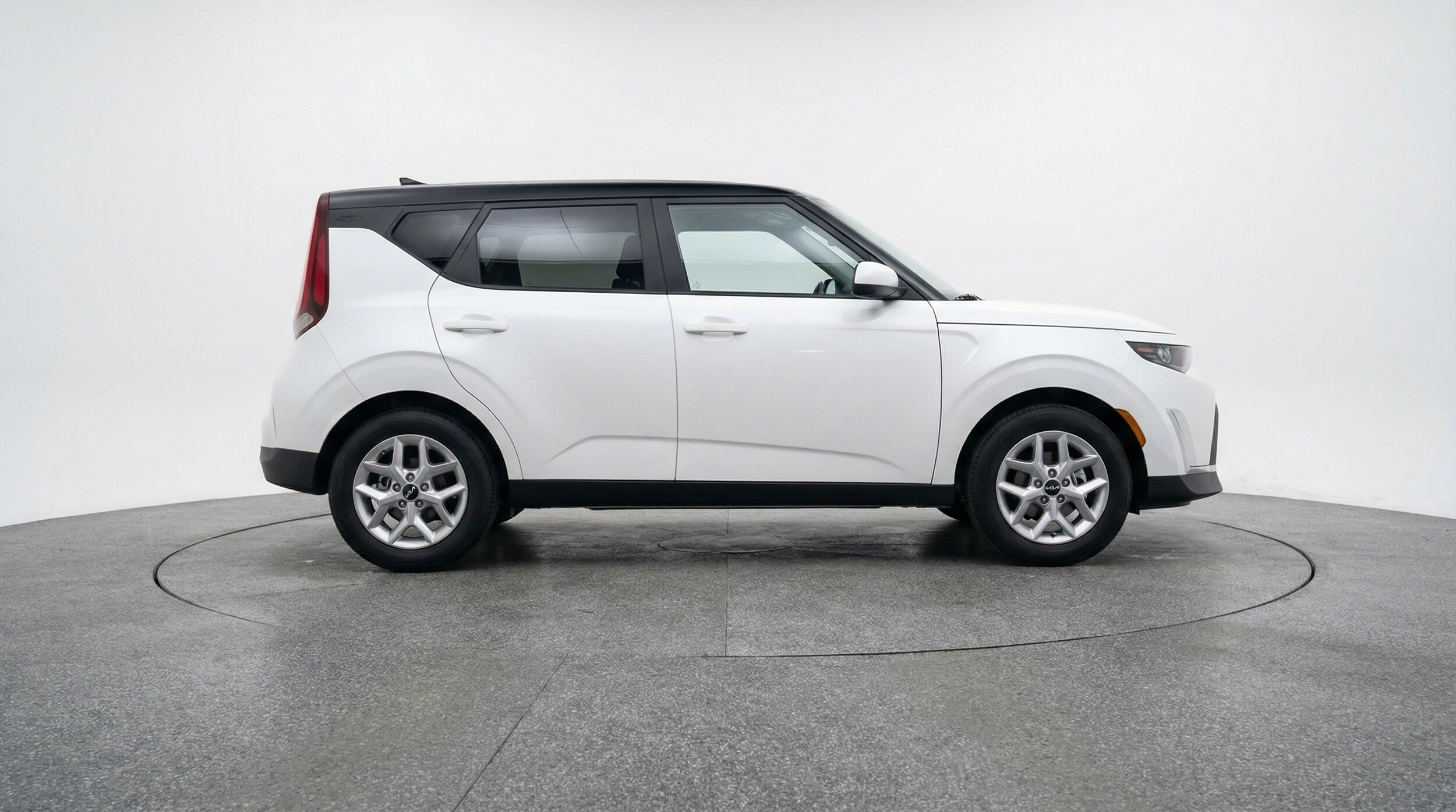 Thumbnail: 2025 Kia Soul - 8