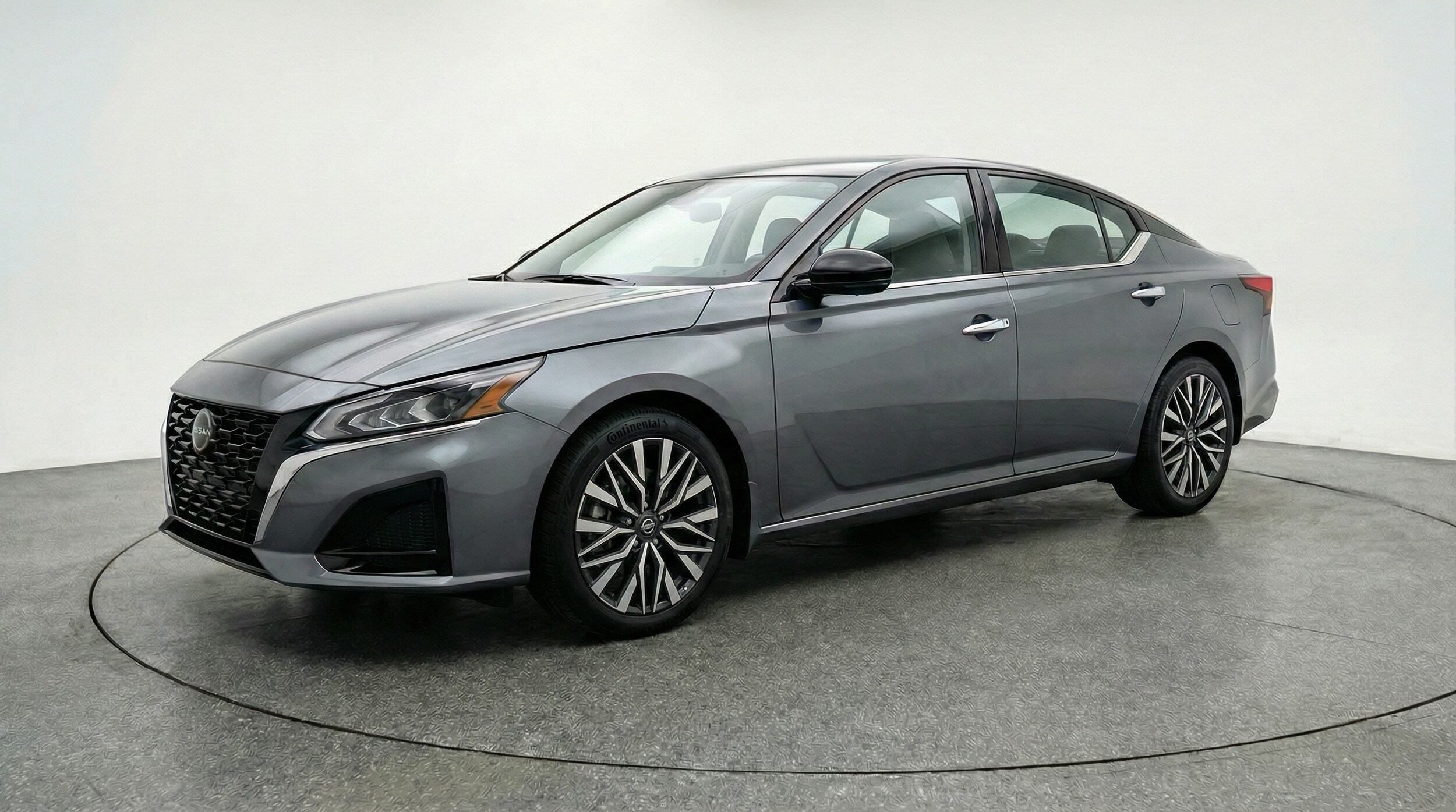 Thumbnail: 2025 Nissan Altima - 3