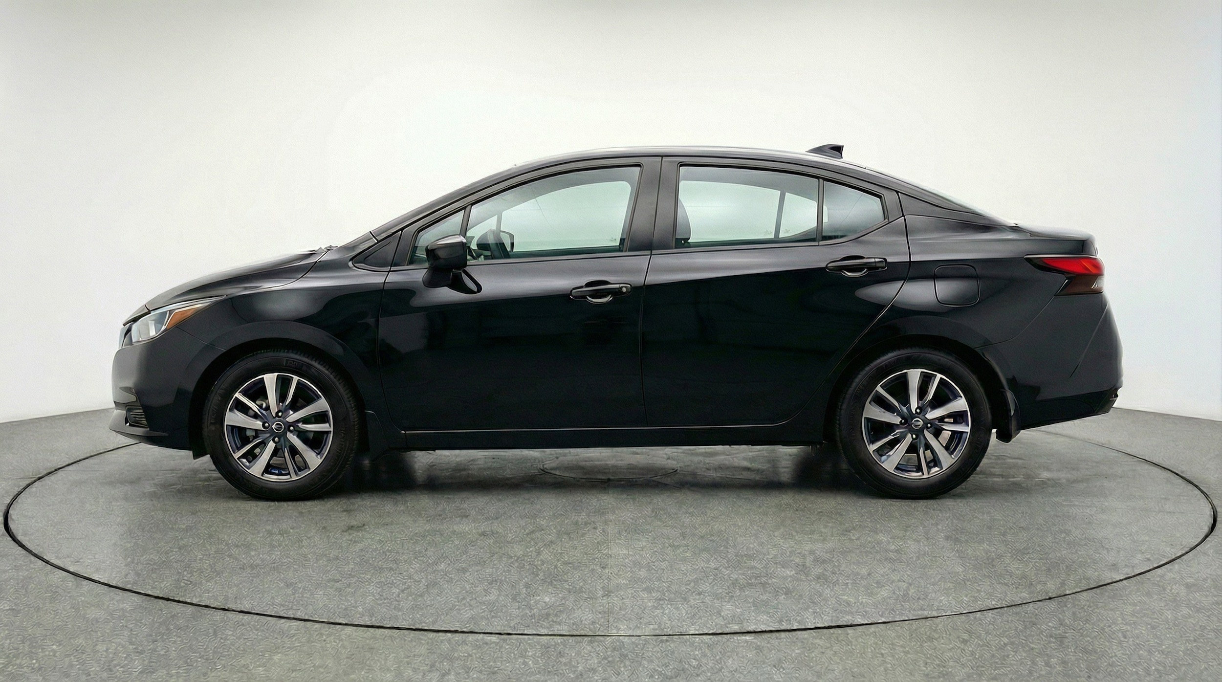 Thumbnail: 2025 Nissan Versa - 5