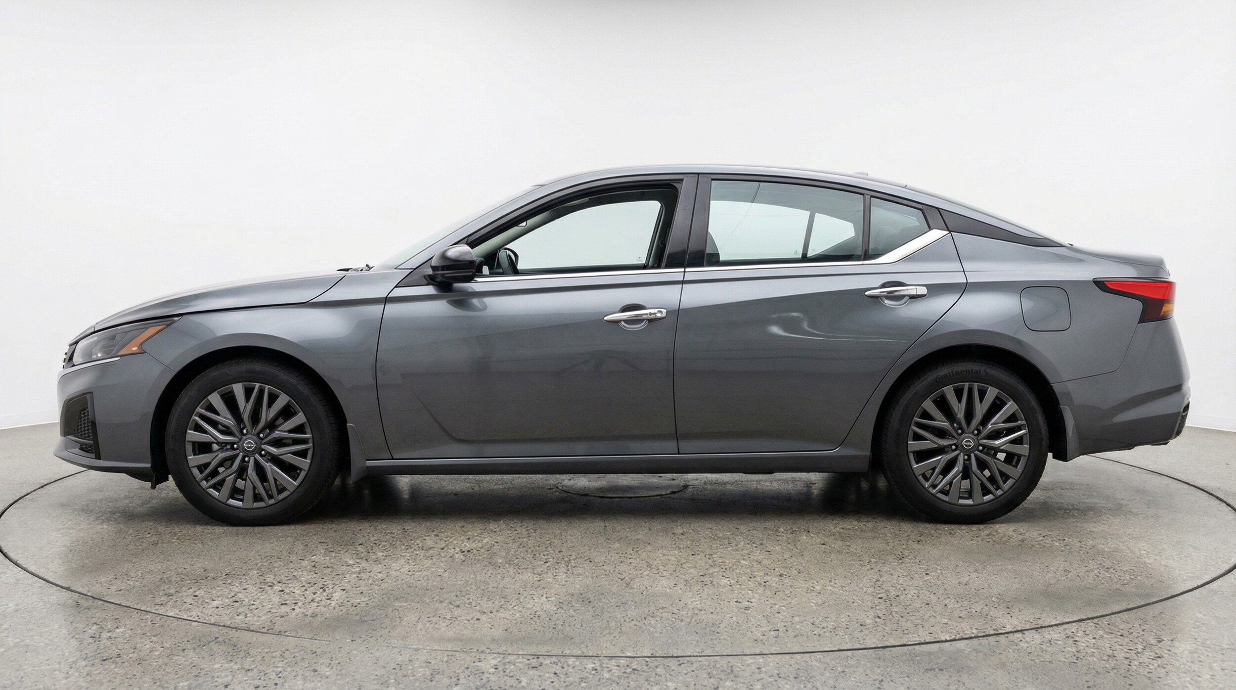 Thumbnail: 2025 Nissan Altima - 4