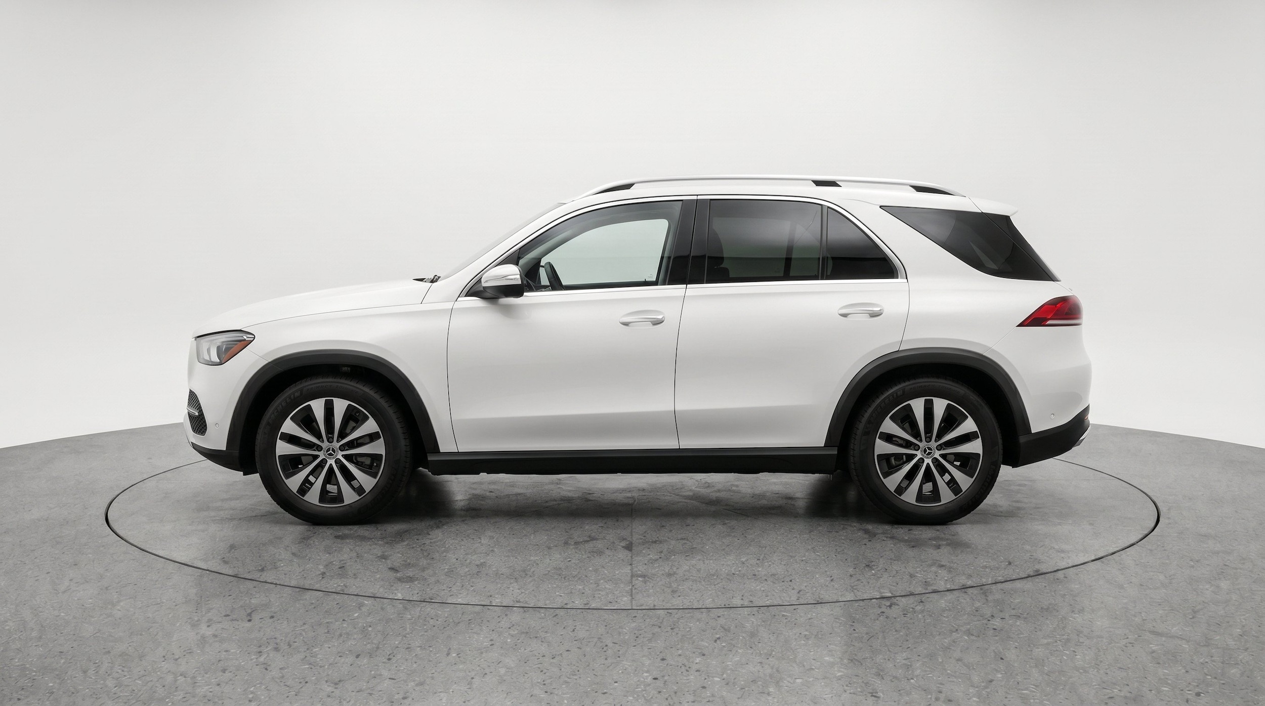 Thumbnail: 2026 Mercedes-Benz GLE - 5
