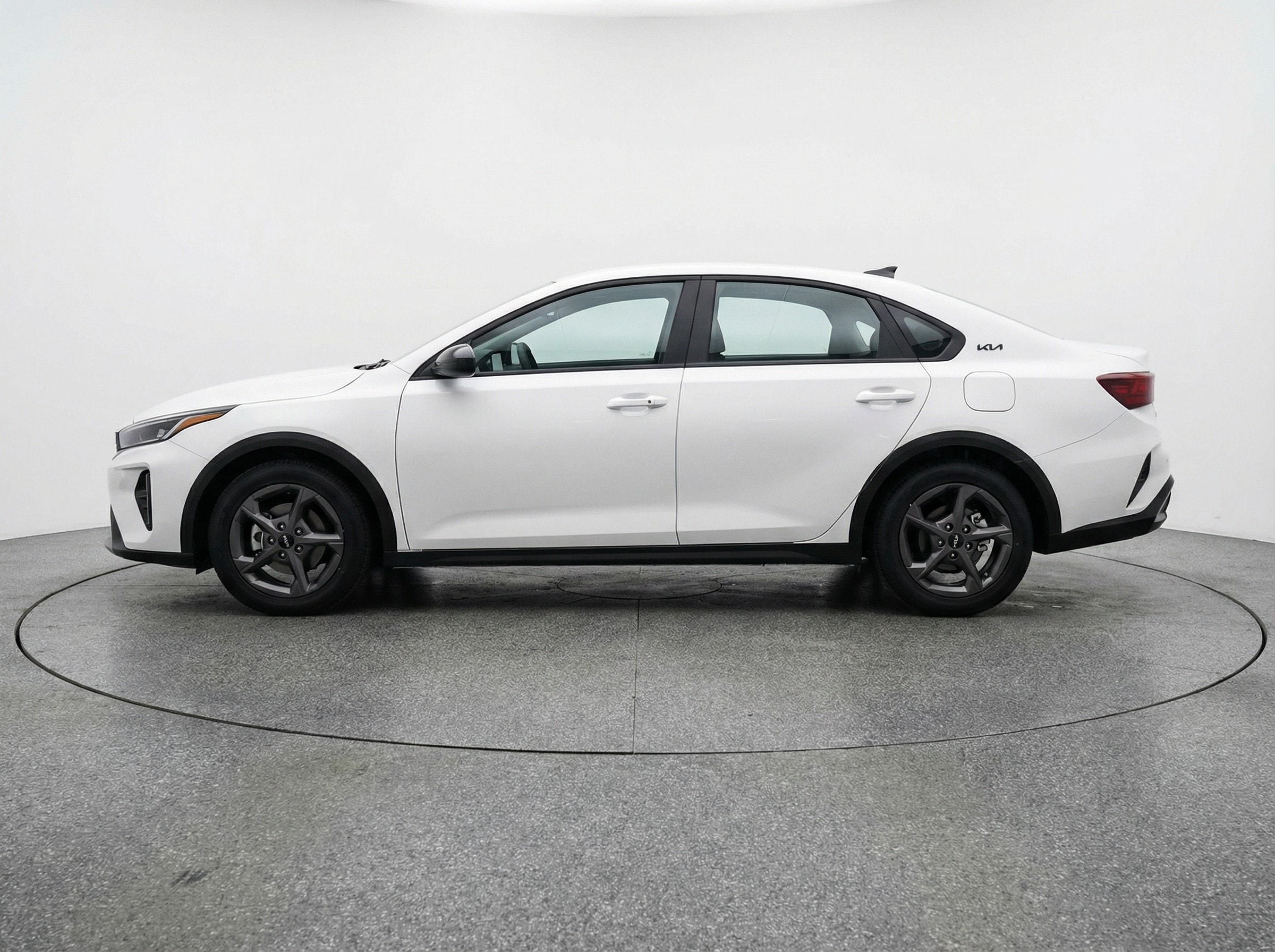 Thumbnail: 2025 Kia K4 - 4