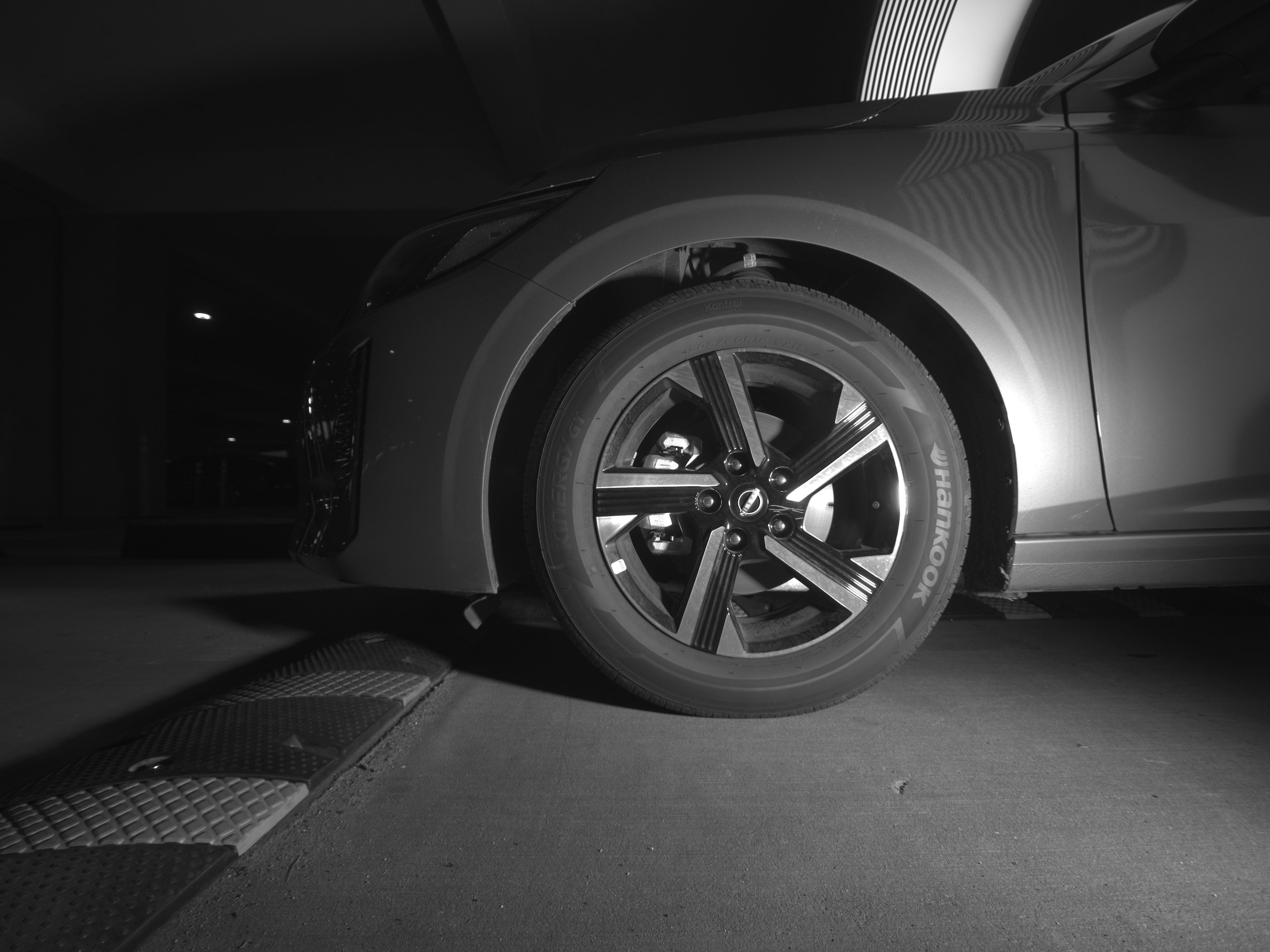 Thumbnail: 2025 Nissan Sentra - 9