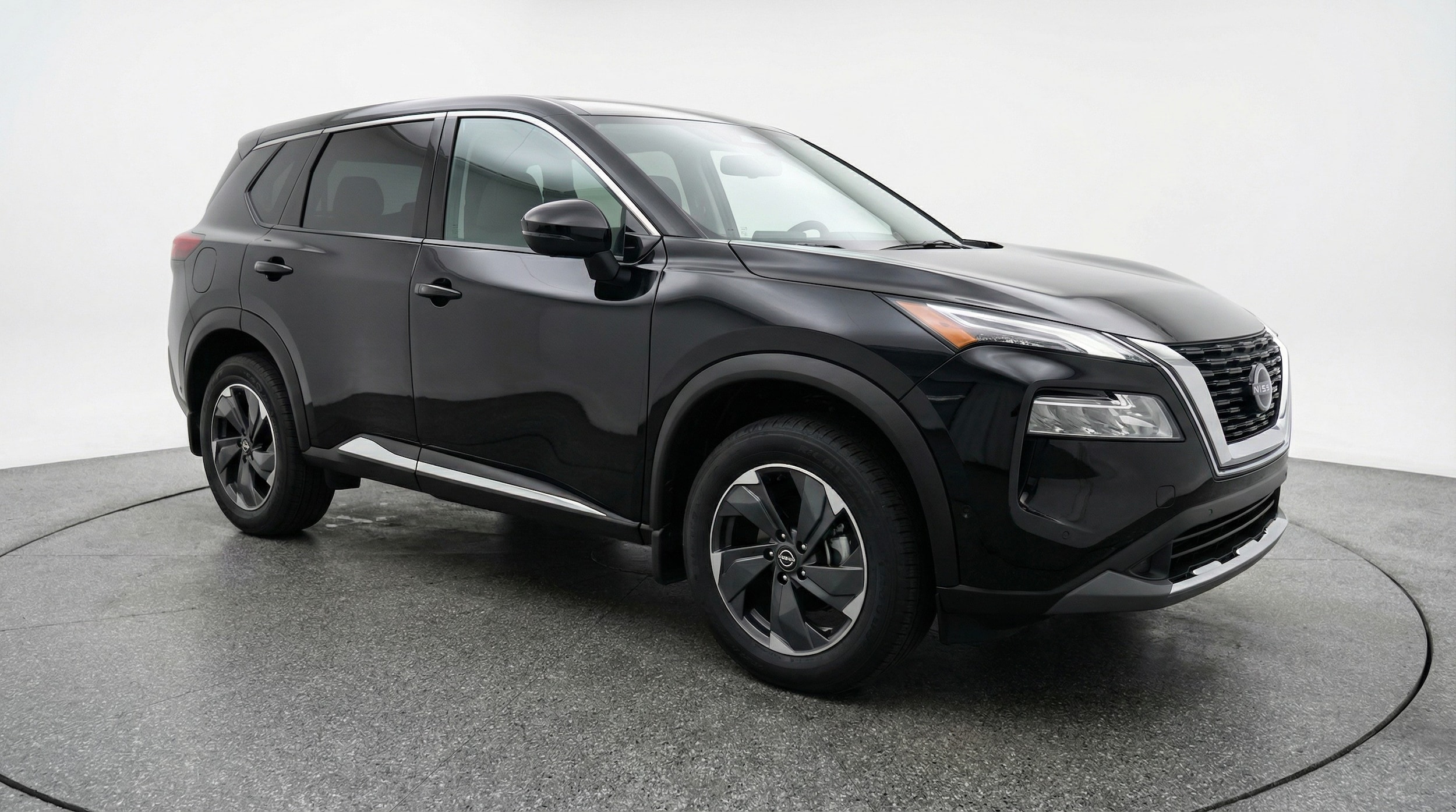 Thumbnail: 2025 Nissan Rogue - 1