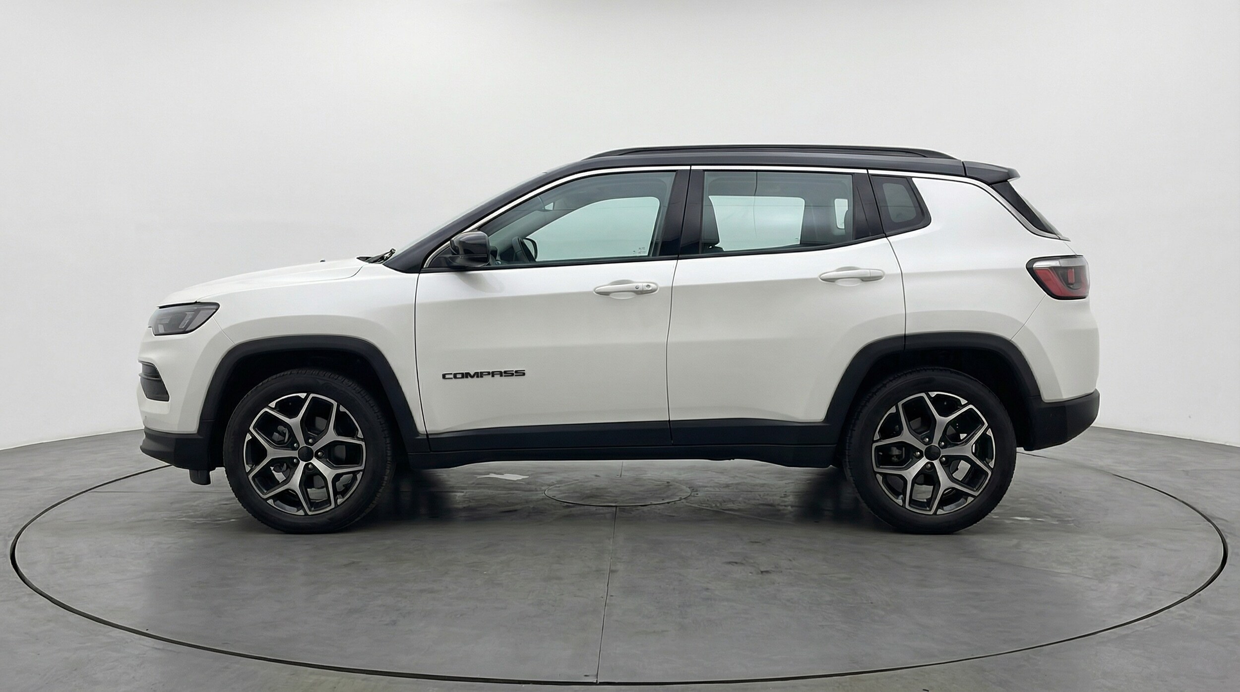 Thumbnail: 2025 Jeep Compass - 4