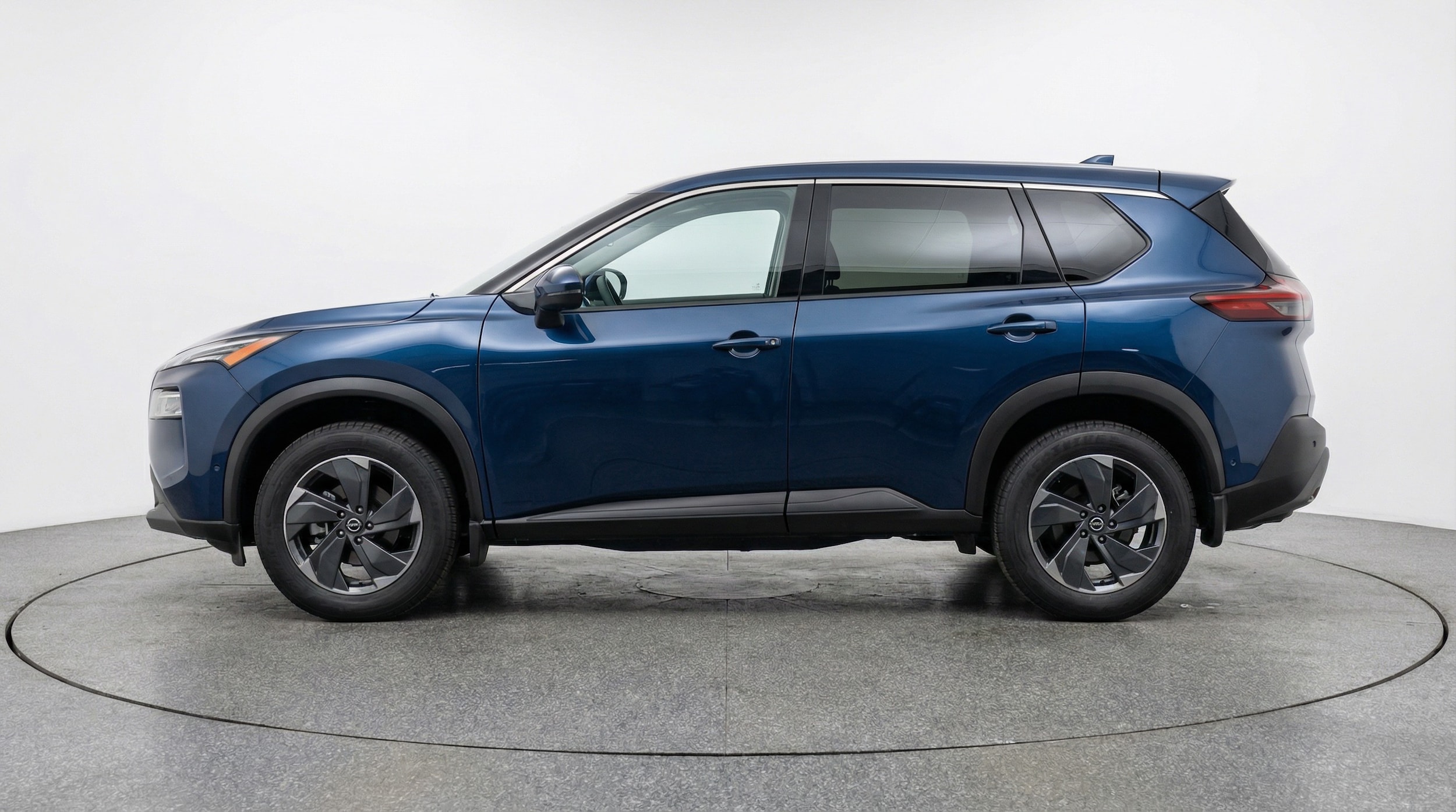 Thumbnail: 2025 Nissan Rogue - 4