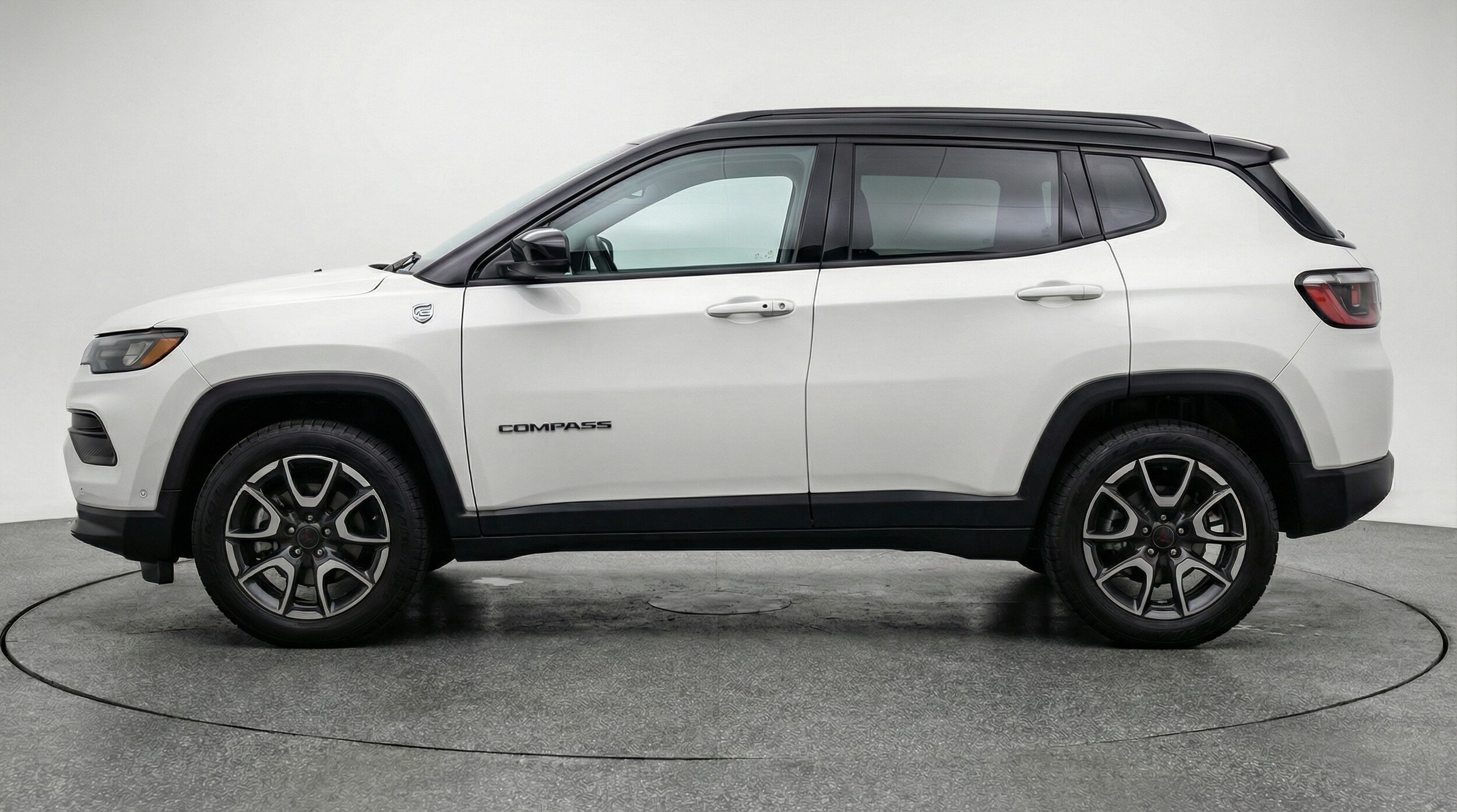 Thumbnail: 2025 Jeep Compass - 4