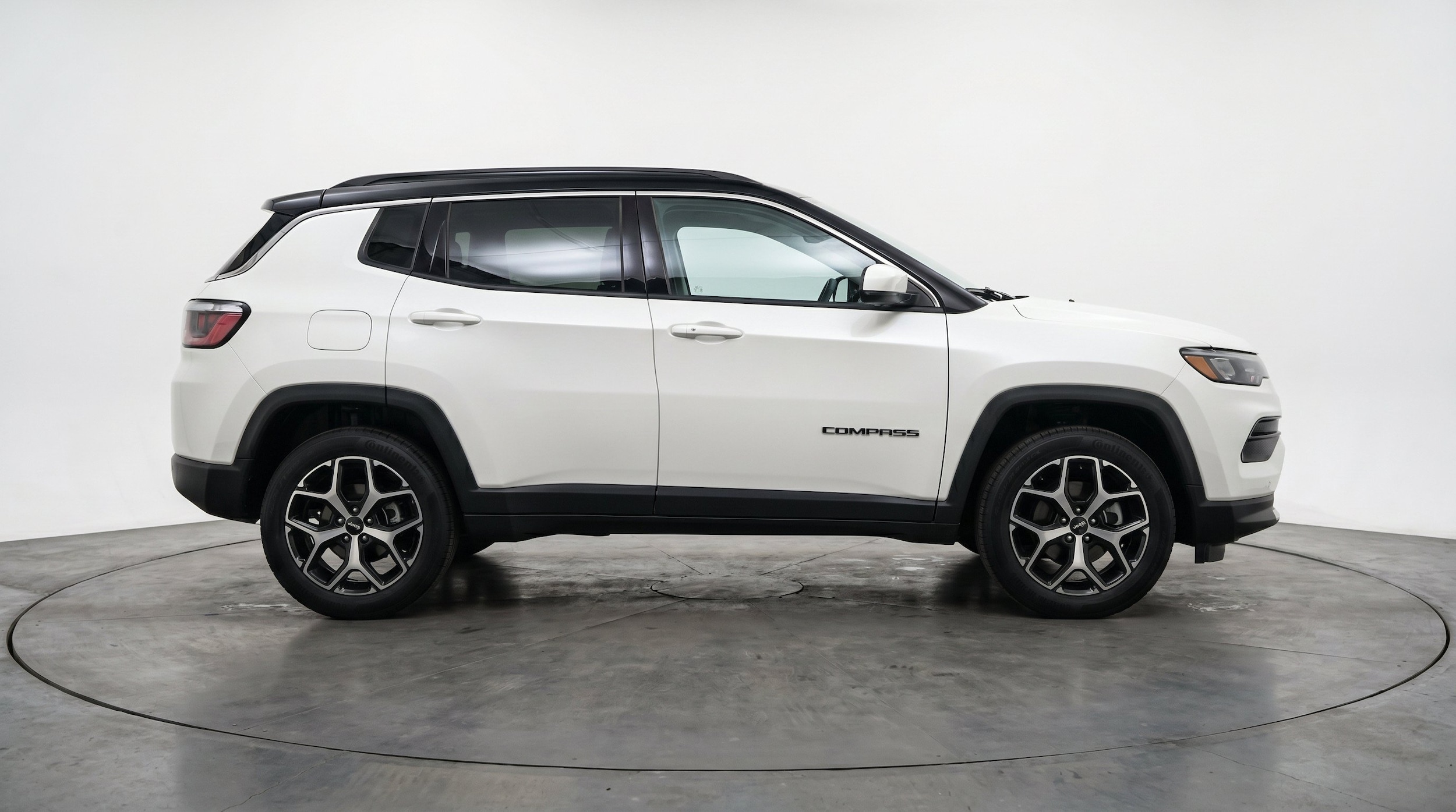 Thumbnail: 2025 Jeep Compass - 11