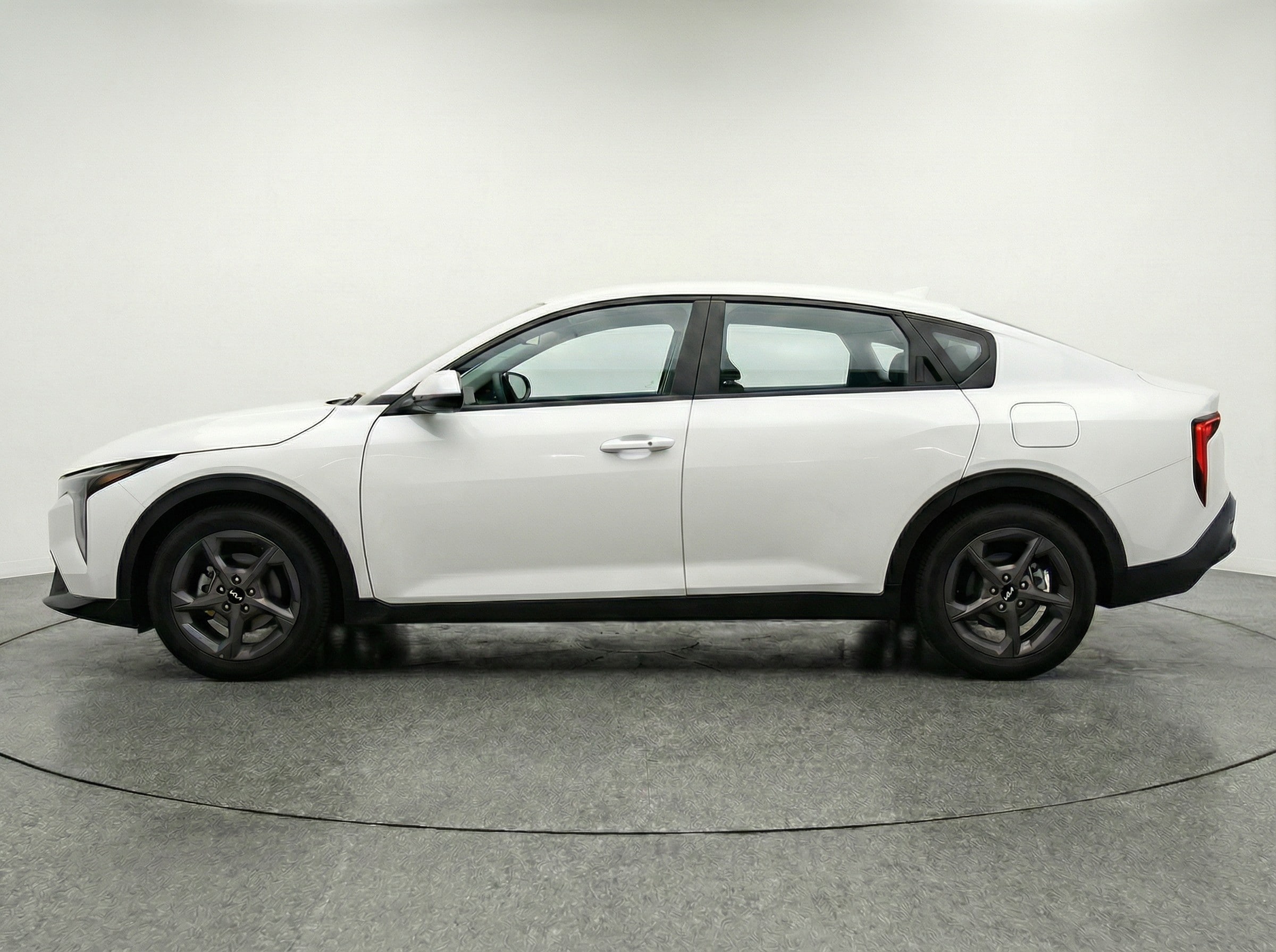 Thumbnail: 2025 Kia K4 - 4