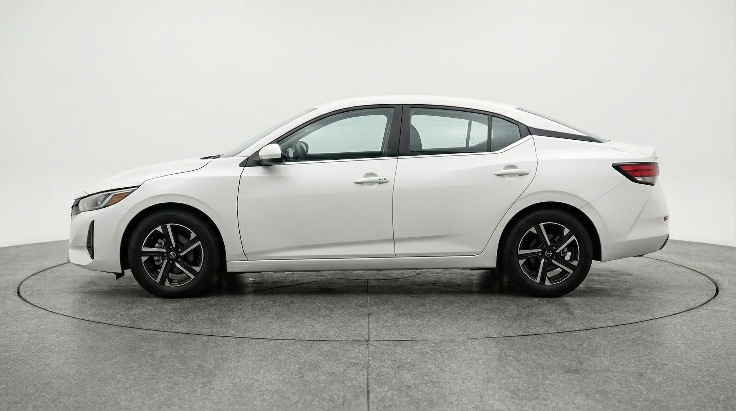 Thumbnail: 2025 Nissan Sentra - 4