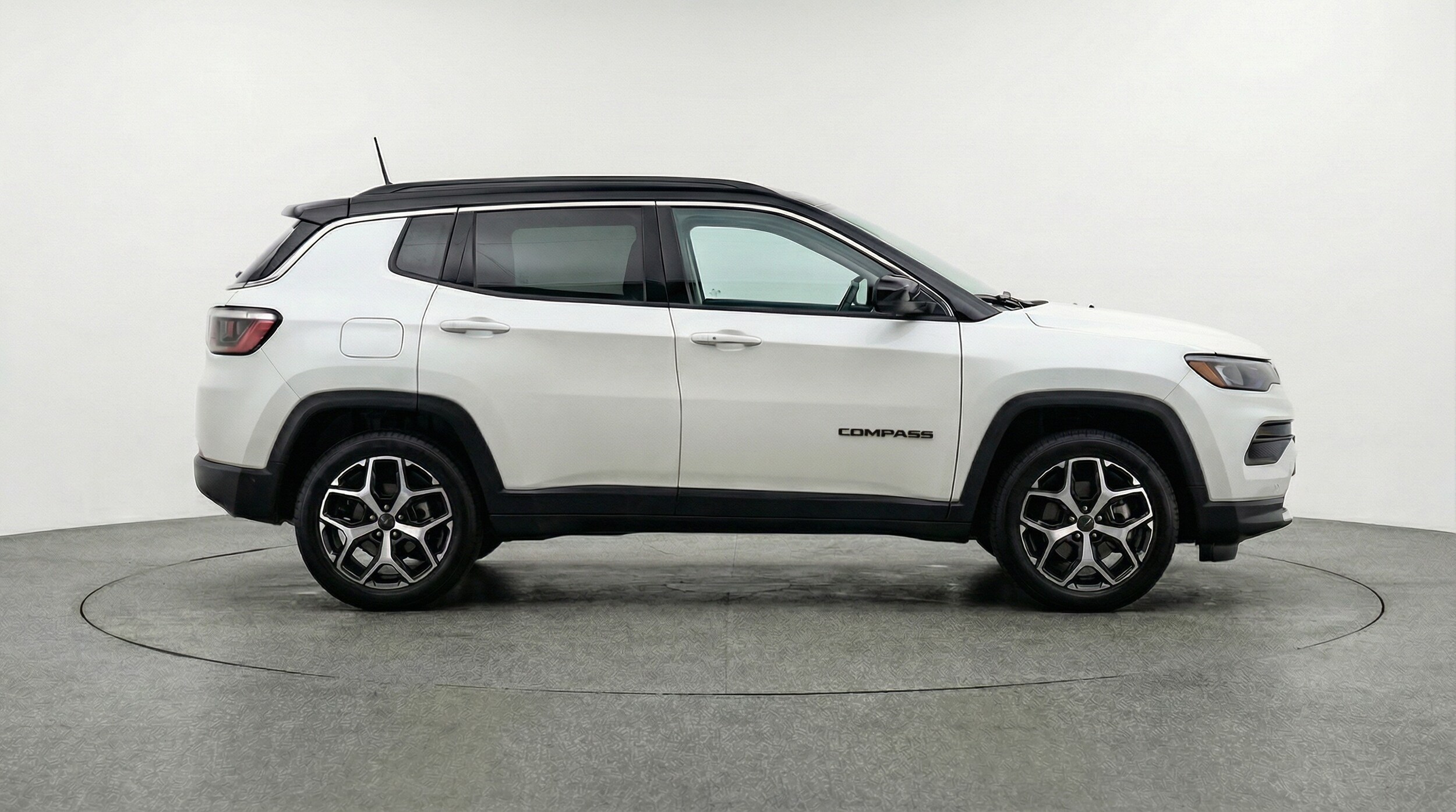 Thumbnail: 2025 Jeep Compass - 8